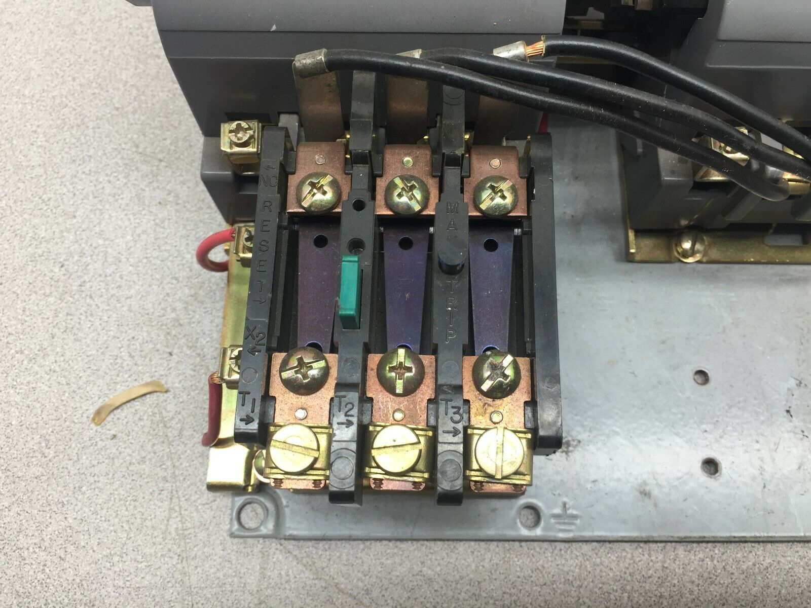 USED FURNAS SIZE 1 27 AMPS 120/240 VAC COIL 600VAC 3 POLE REVERSING STARTER 22DP