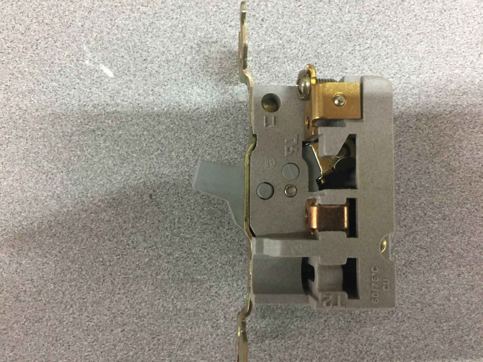 NEW IN BOX SIEMENS MANUAL STARTER 1POLE 277VAC 1HP SMFFG1