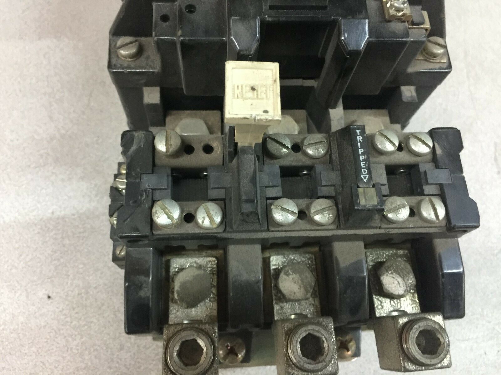 NEW NO BOX ALLEN BRADLEY SIZE 4 135 AMP 3 POLE 120 VAC COIL 100 HP STARTER 509-E