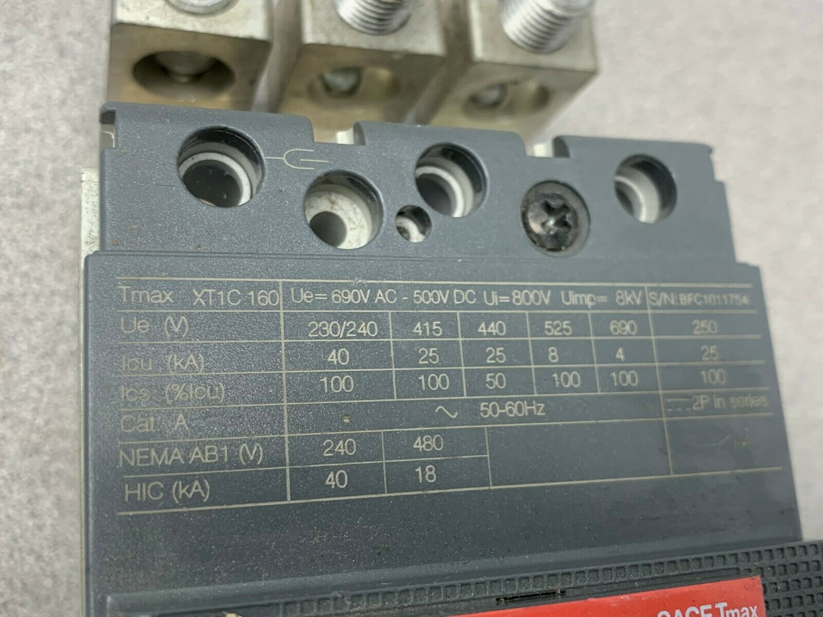 USED ABB CIRCUIT BREAKER XT1C160