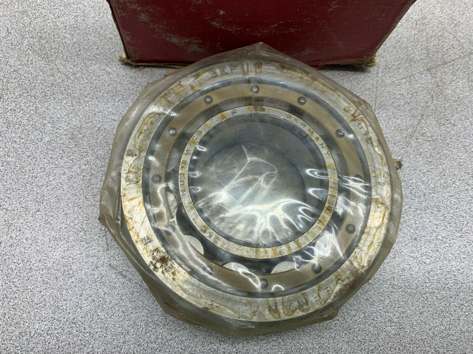 NEW IN BOX SKF BEARING NU 310 M/C3