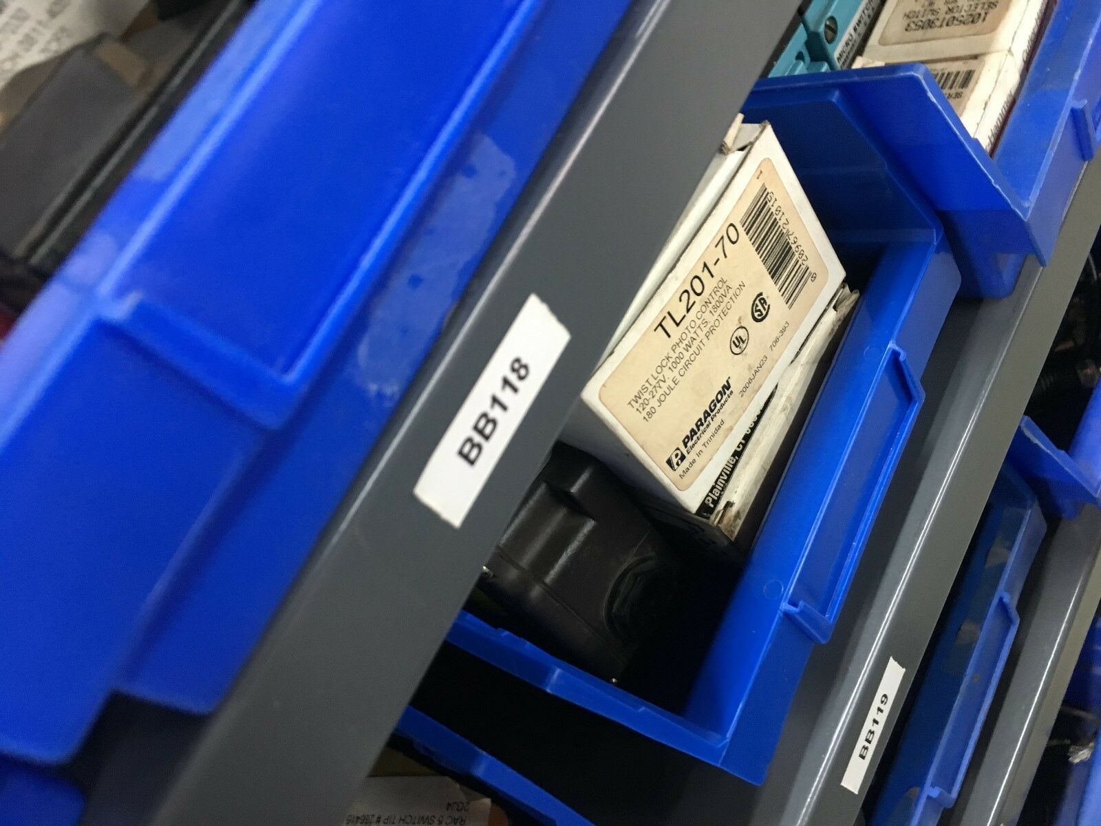 NEW NO BOX SUN HYDRAULICS MANIFOLD SPD2320