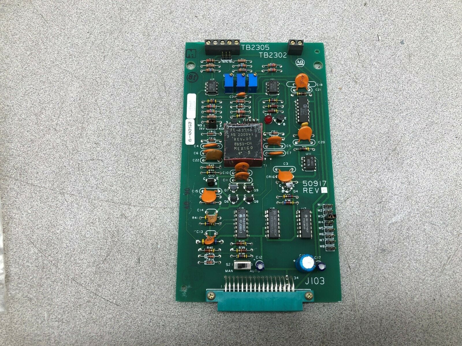 NEW NO BOX ALLEN BRADLEY ISOLATED SIGNAL CONDITIONER TB 2305 / 50917