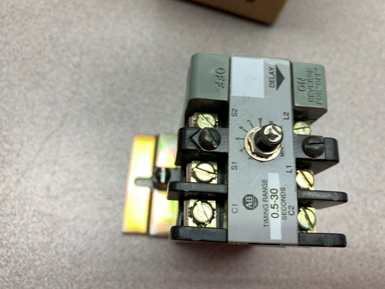 NEW IN BOX ALLEN BRADLEY RELAY 852S-NSB SERIES G