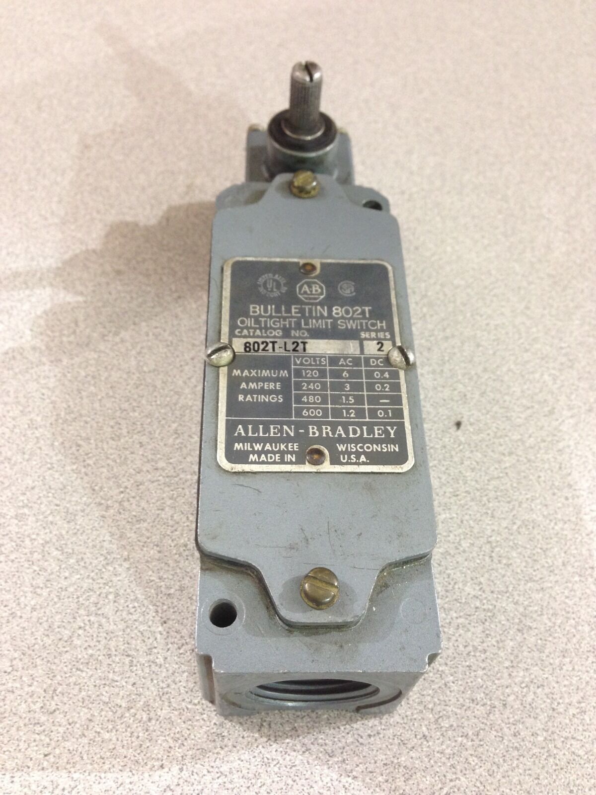 USED ALLEN-BRADLEY LIMIT SWITCH 802T-L2T SERIES 2 (H5)