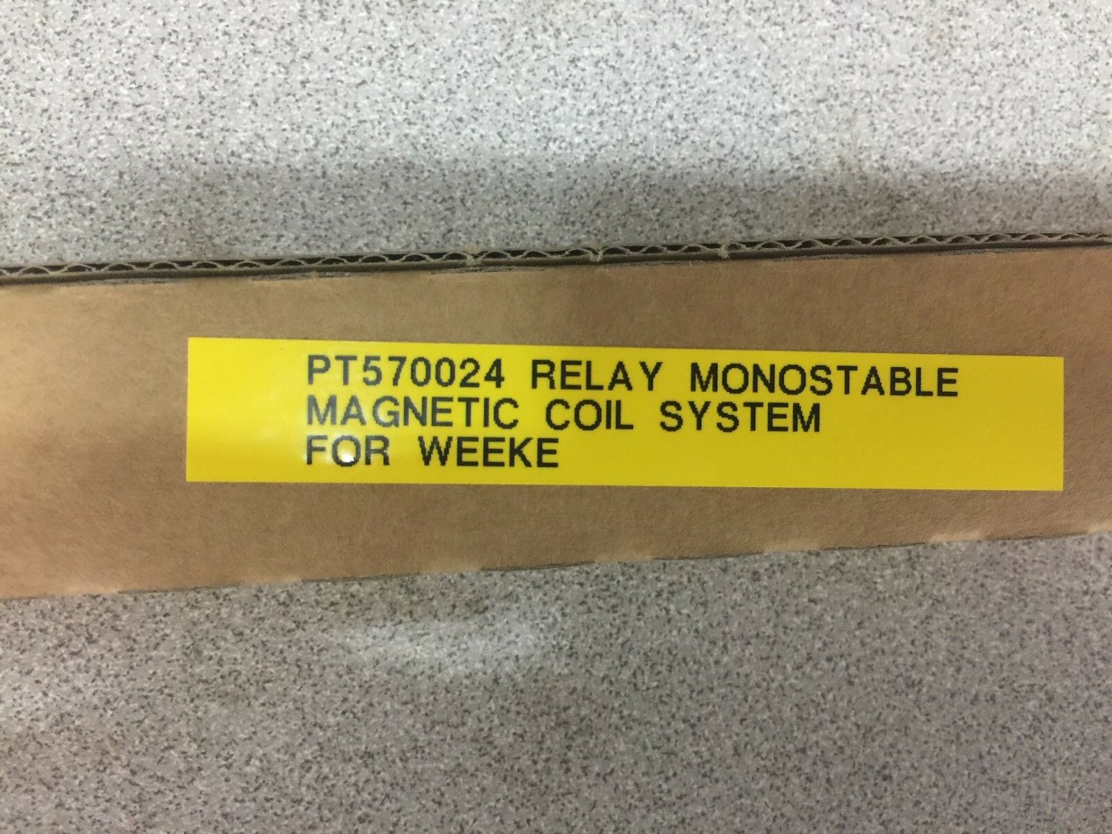 NEW IN BOX OF10 SCHRACK MAGNETIC COIL RELAY RT524024