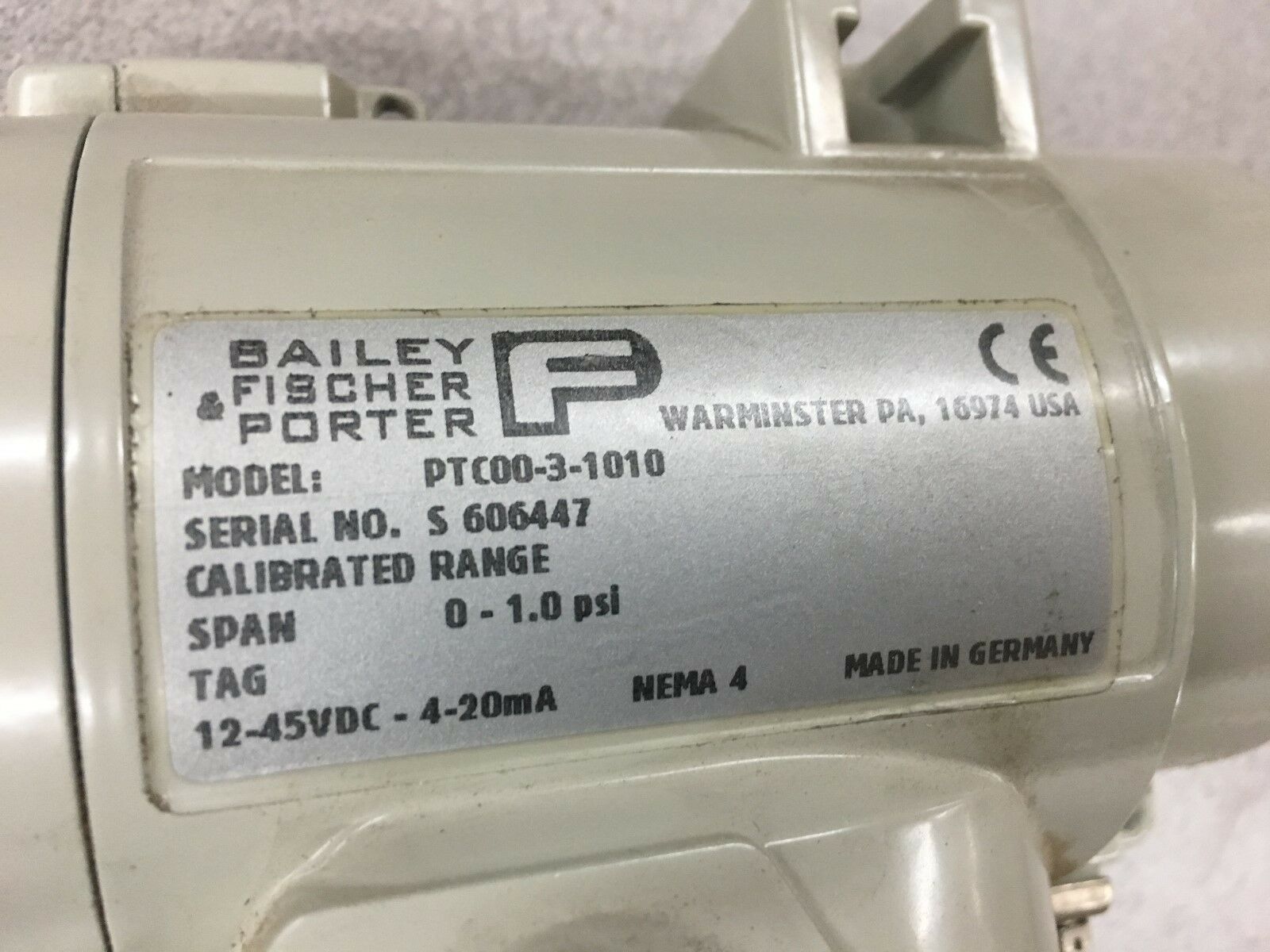 NEW NO BOX BAILEY FISCHER & PORTER PRESSURE TRANSMITTER PTC00-3-1010