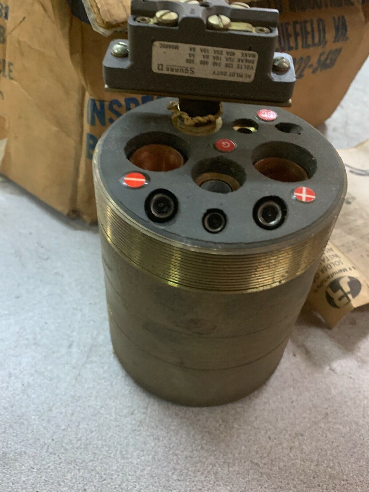 NEW J&R MFG. RECEPTACLE SCAB 5600 RB