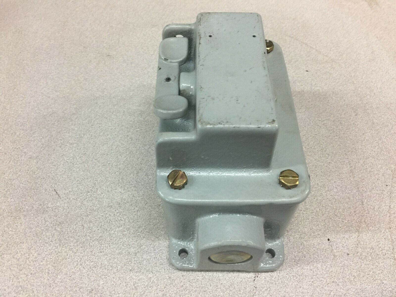 NEW NO BOX GE HEAVY DUTY HAZARDOUS LOCATION SWITCH CR2940 AJ201A