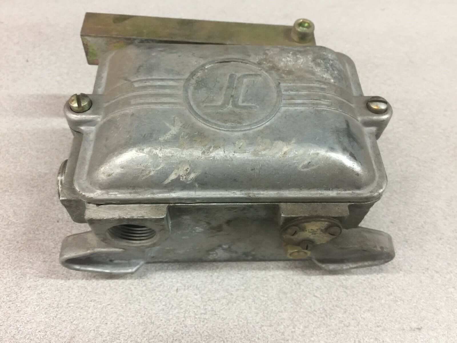 NEW NO BOX JOSLYN CLARK 25AMP 600VAC PILOT DUTY LIMIT SWITCH BST 22 R