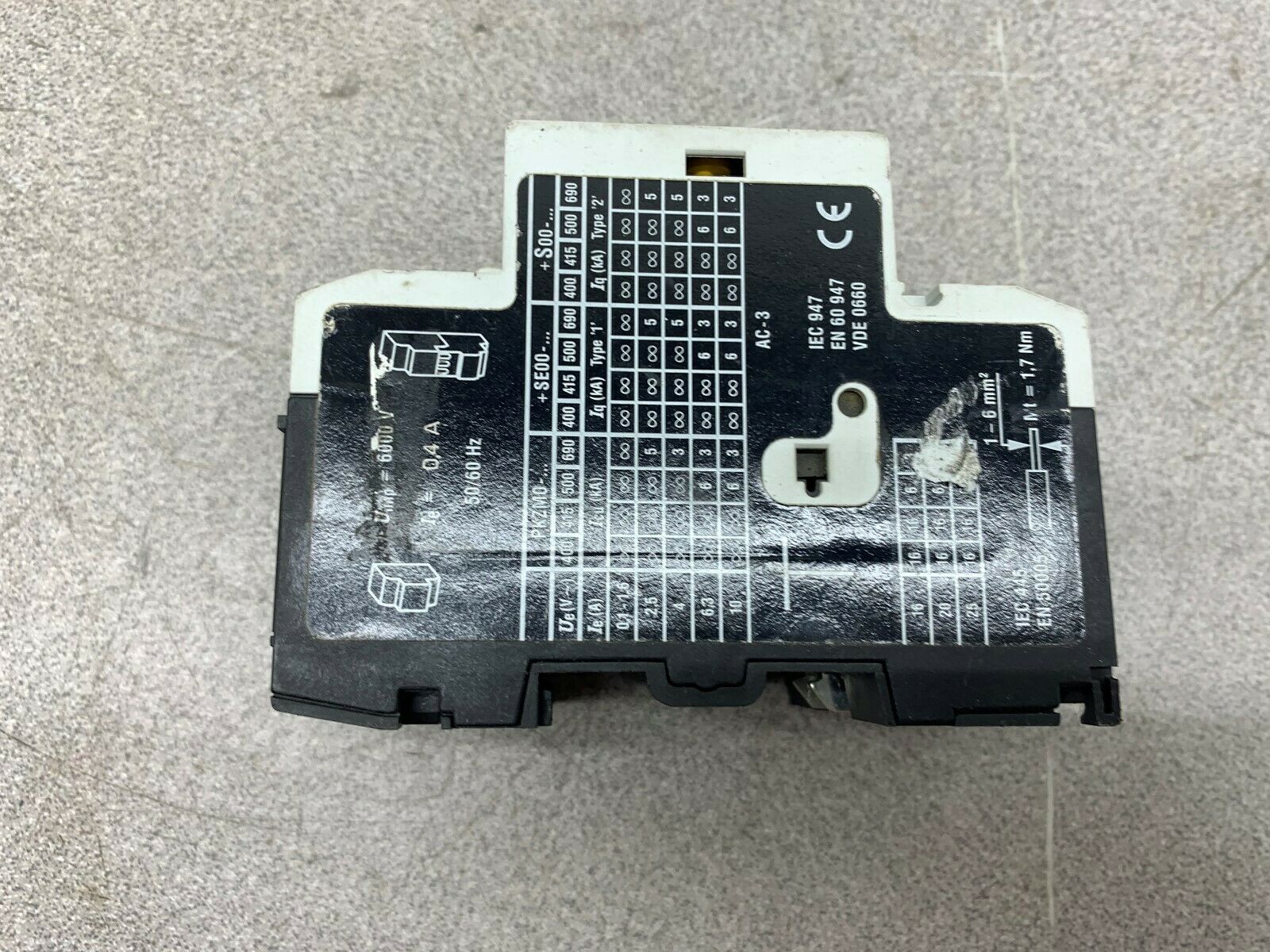 LOT OF 2 USED MOELLER MOTOR PKZM0-0,4