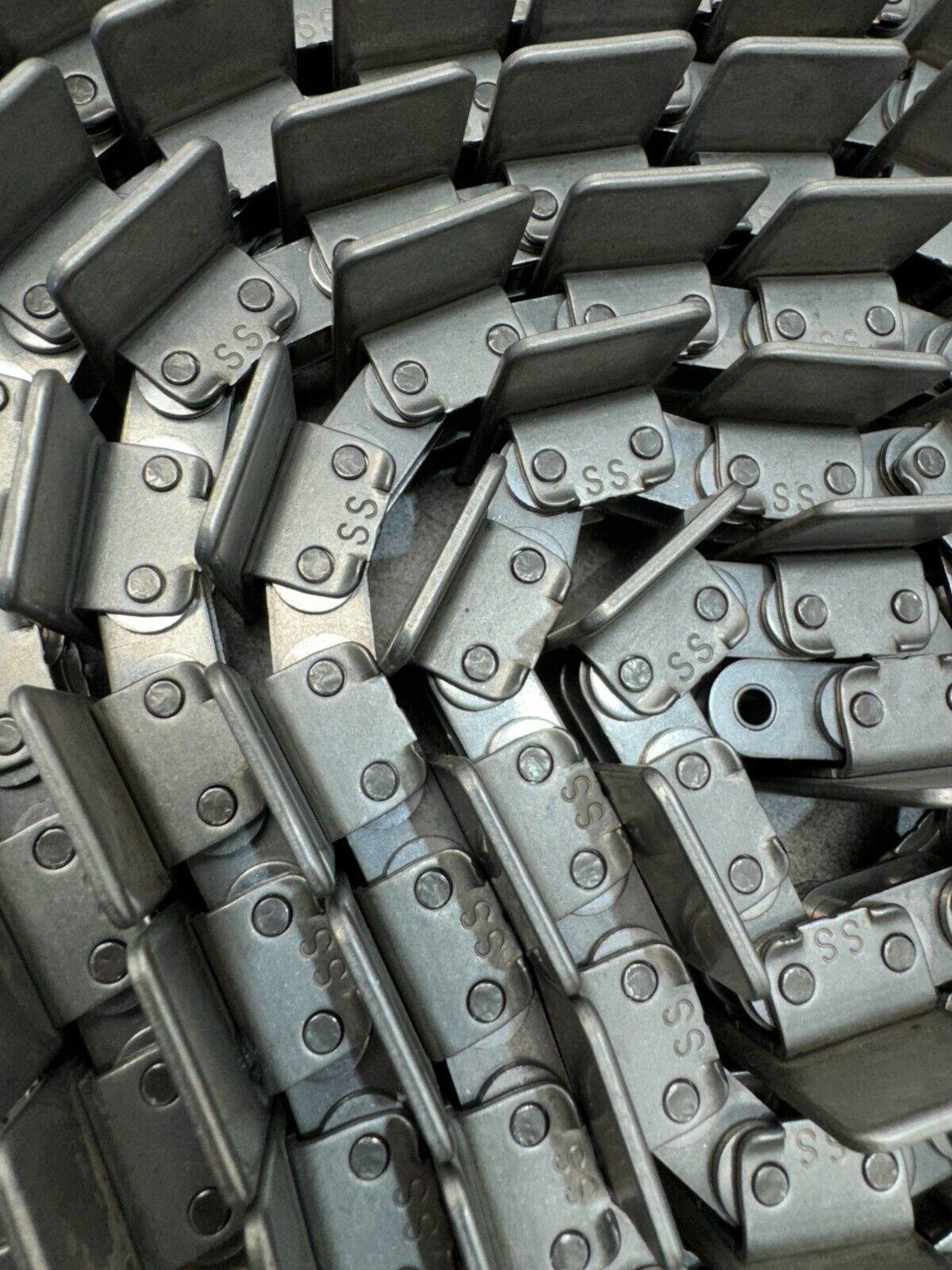 NEW REXNORD 10FT. ROLL STAINLESS STEEL 81419224 TABLE TOP CHAIN 1844SSK2