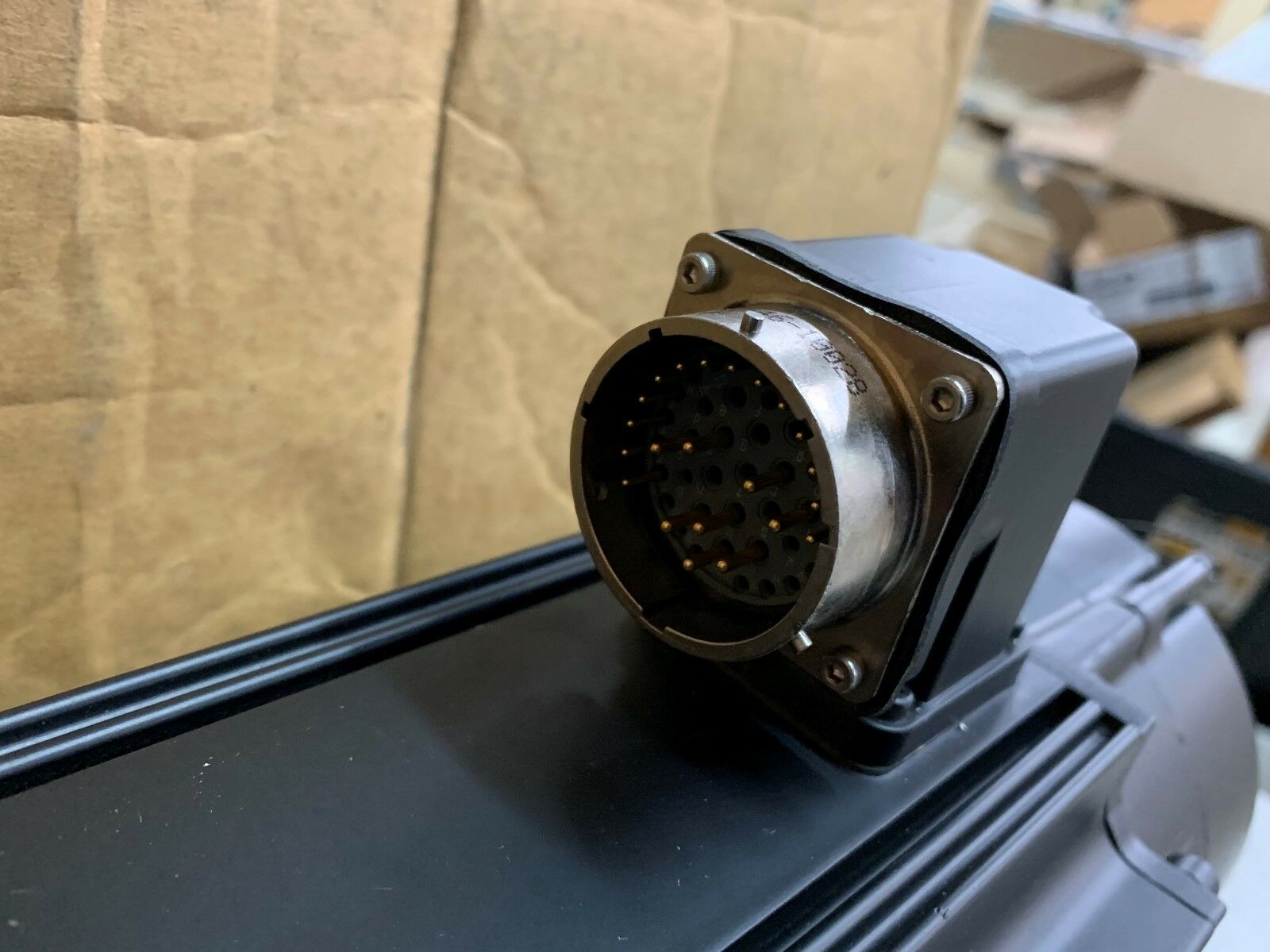 NEW INDRAMAT AC BRUSHLESS SERVO MOTOR BERKELEY ASM121-B-0/A-16-LB/10