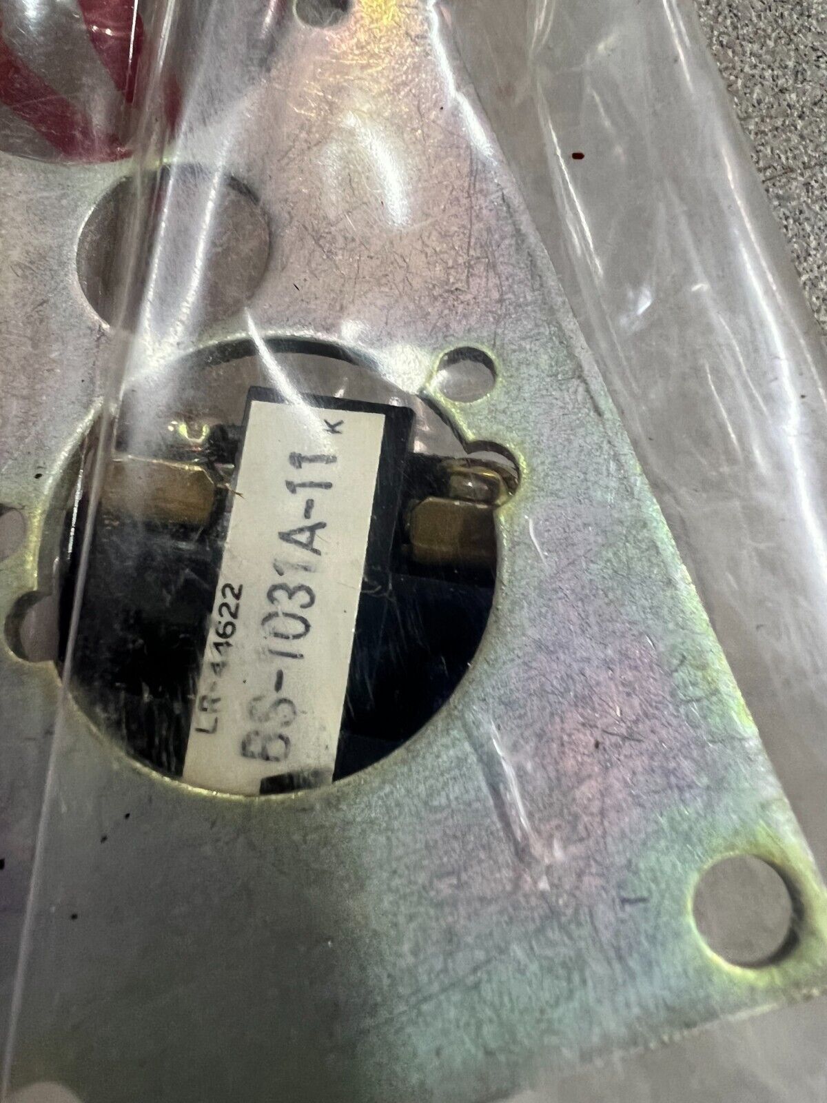 NEW IN BOX HUBBELL 2402-379 KIT BS-1031A-11