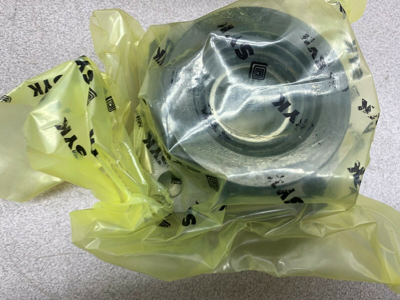 NEW IN BOX SYK BEARING FK30-C7