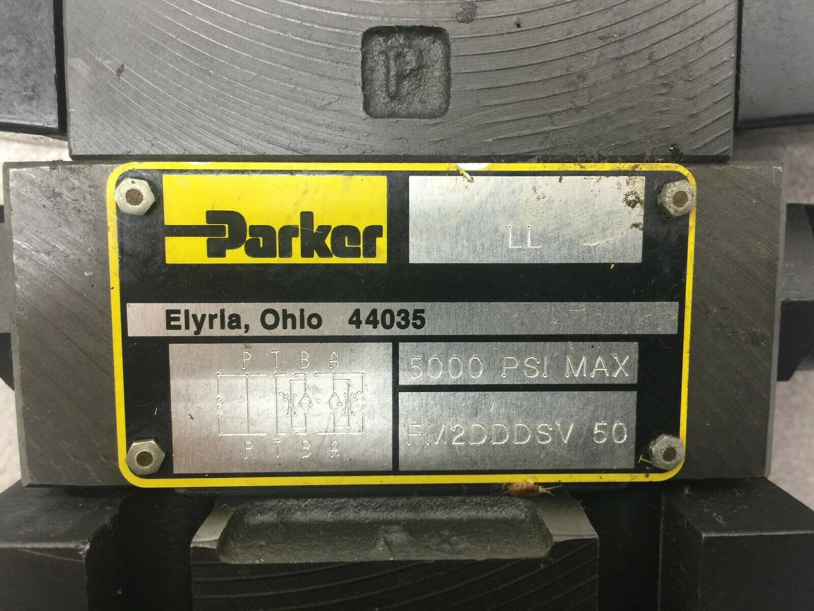 NEW NO BOX PARKER 120VAC HYDRAULIC SOLENOID VALVE ASSY D31VW4C4NYCF56 75