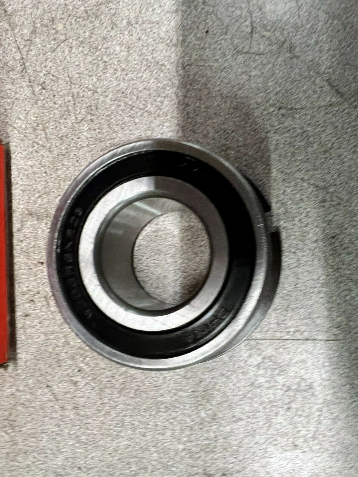 NEW IN BOX KYK W206FFL W206 2RS NR C3 SRI2 BALL BEARING W206RSNRC3