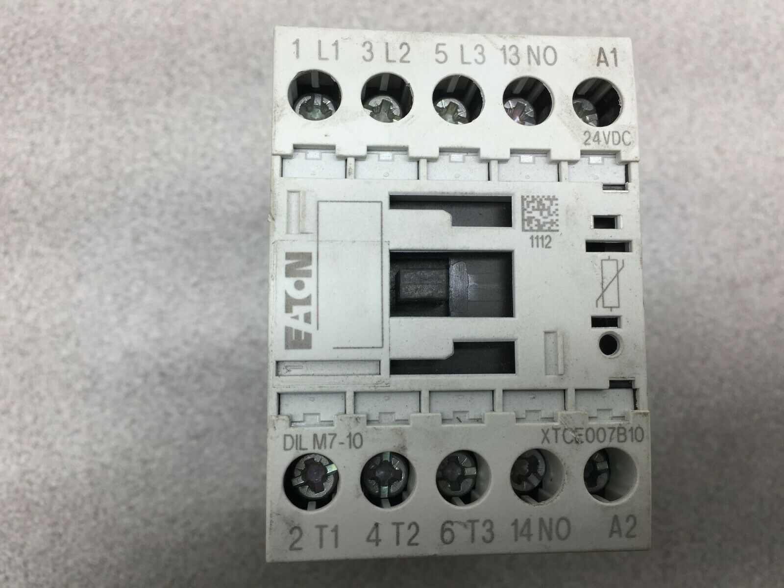 USED EATON CONTACTOR 110/120 V COIL DILM7-10 XTCE007B10