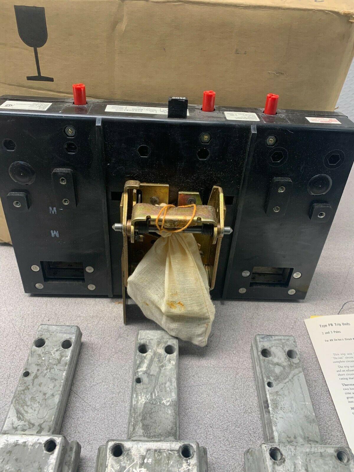 NEW IN BOX WESTINGHOUSE 3 POLE 2500AMP 4981D41G06 TRIP UNIT PB32500T