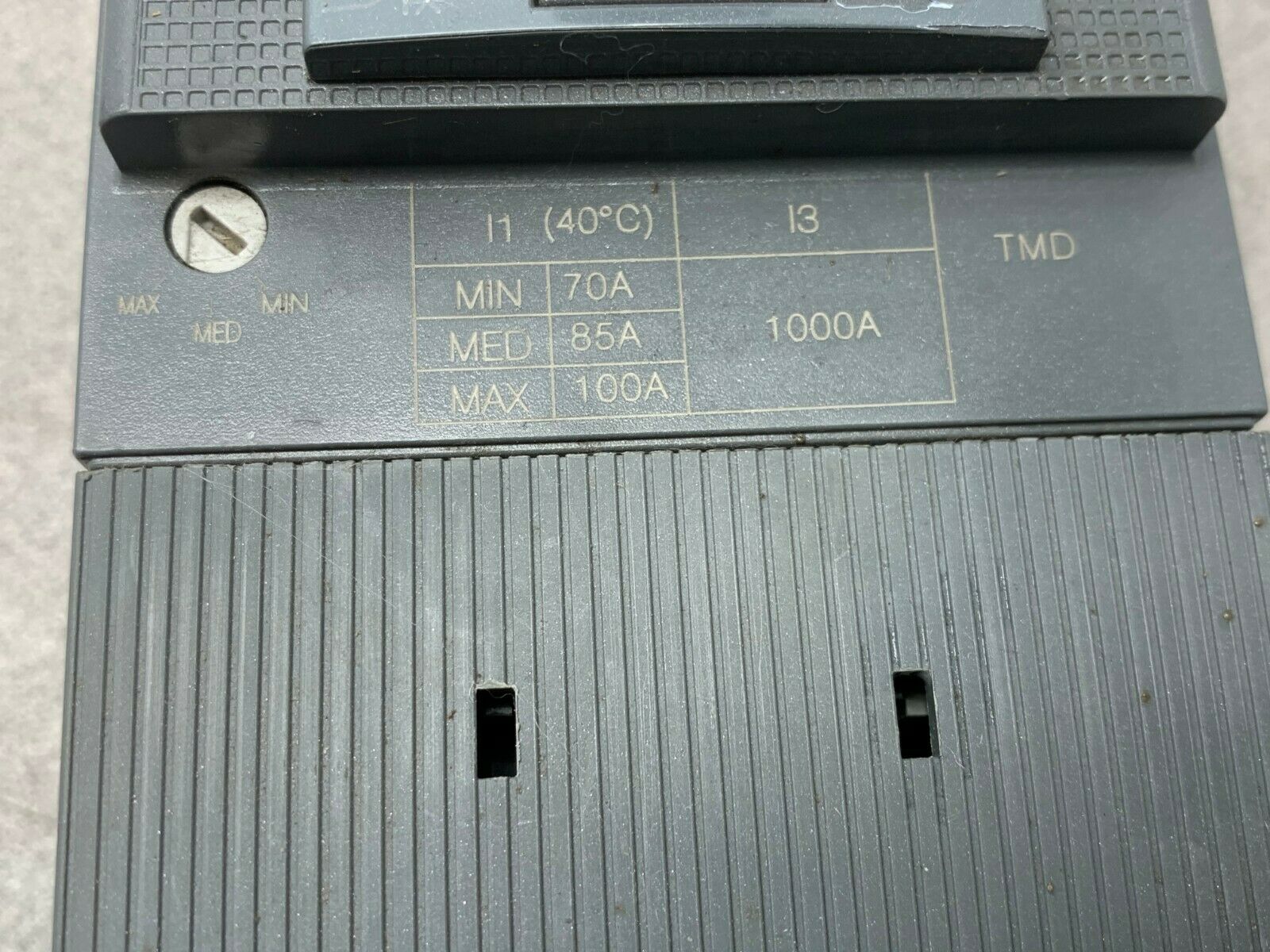 USED ABB CIRCUIT BREAKER XT1C160