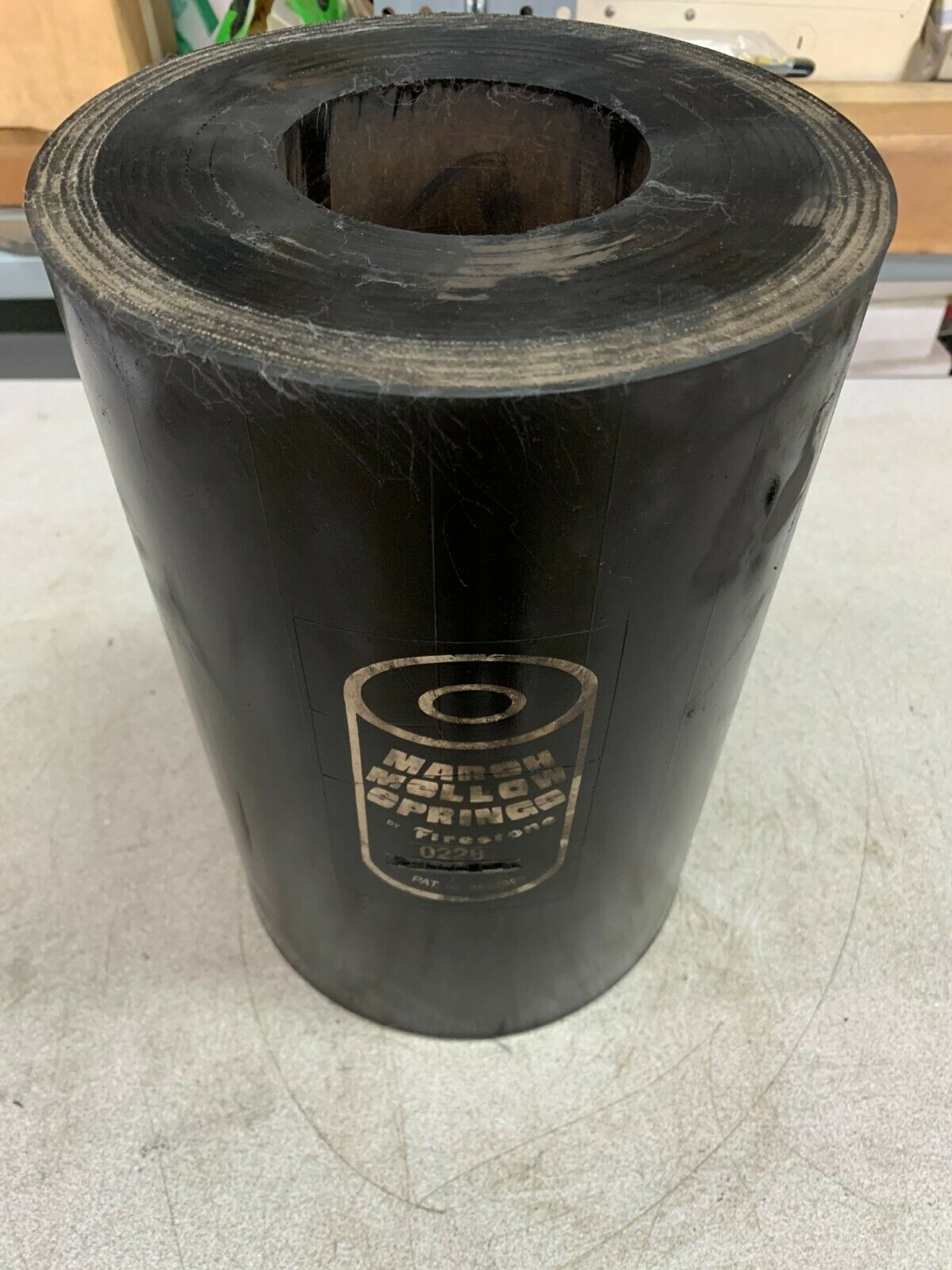 NEW NO BOX MARSH MELLOW 0064 VIBRATION ISOLATOR SPRING W22-358-0064 FIRESTONE
