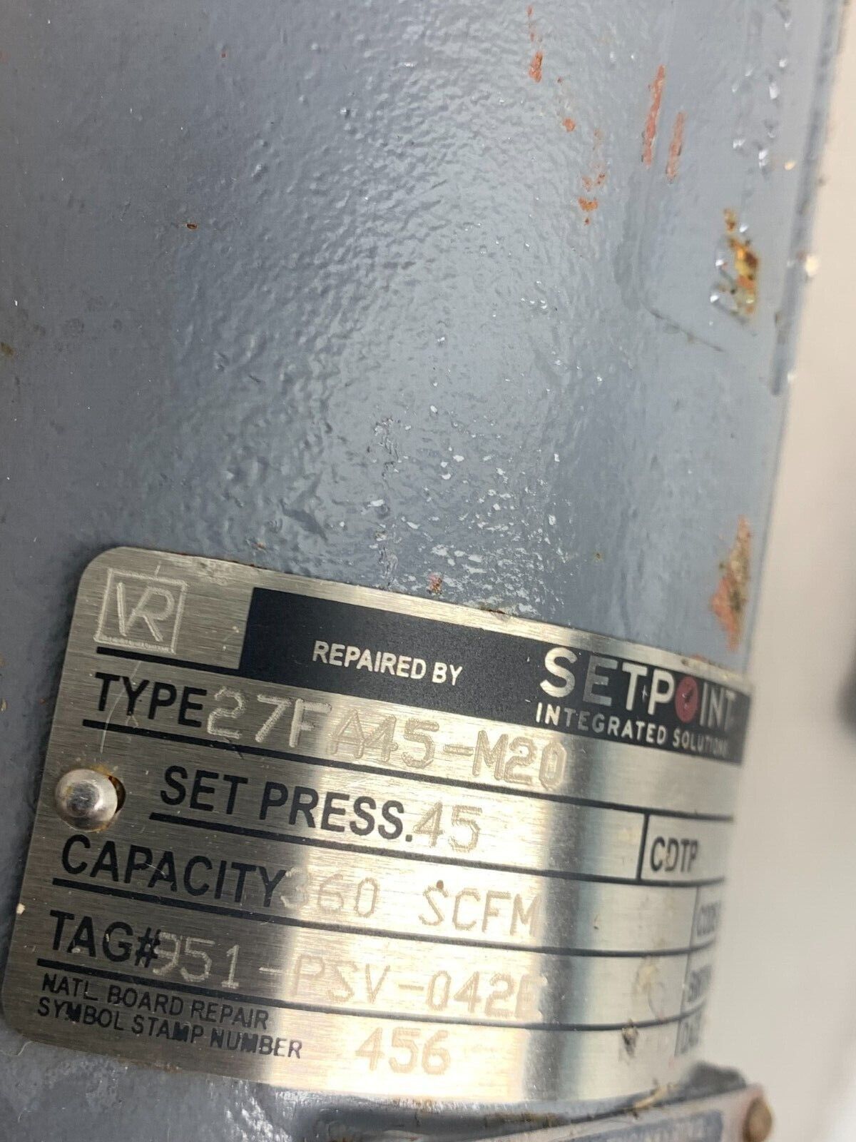 NEW FARRIS SETPOINT SAFETY RELIEF VALVE 27FA45-M20 SET PRESSURE 45 SIZE 1.5F2