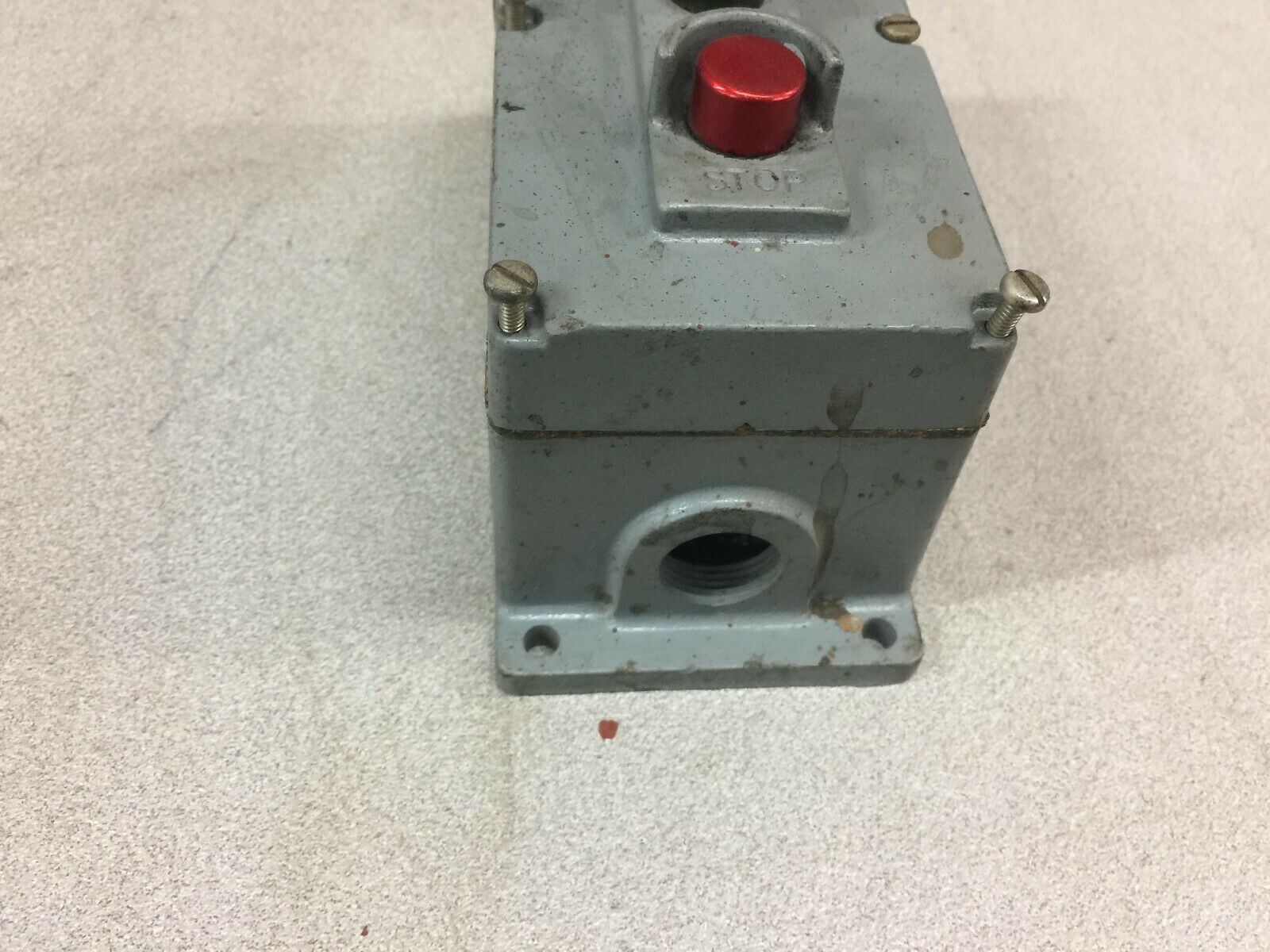 NEW NO BOX FURNAS 600VAC EXPLOSION PROOF 3 PUSHBUTTON STATION 50HA3E1