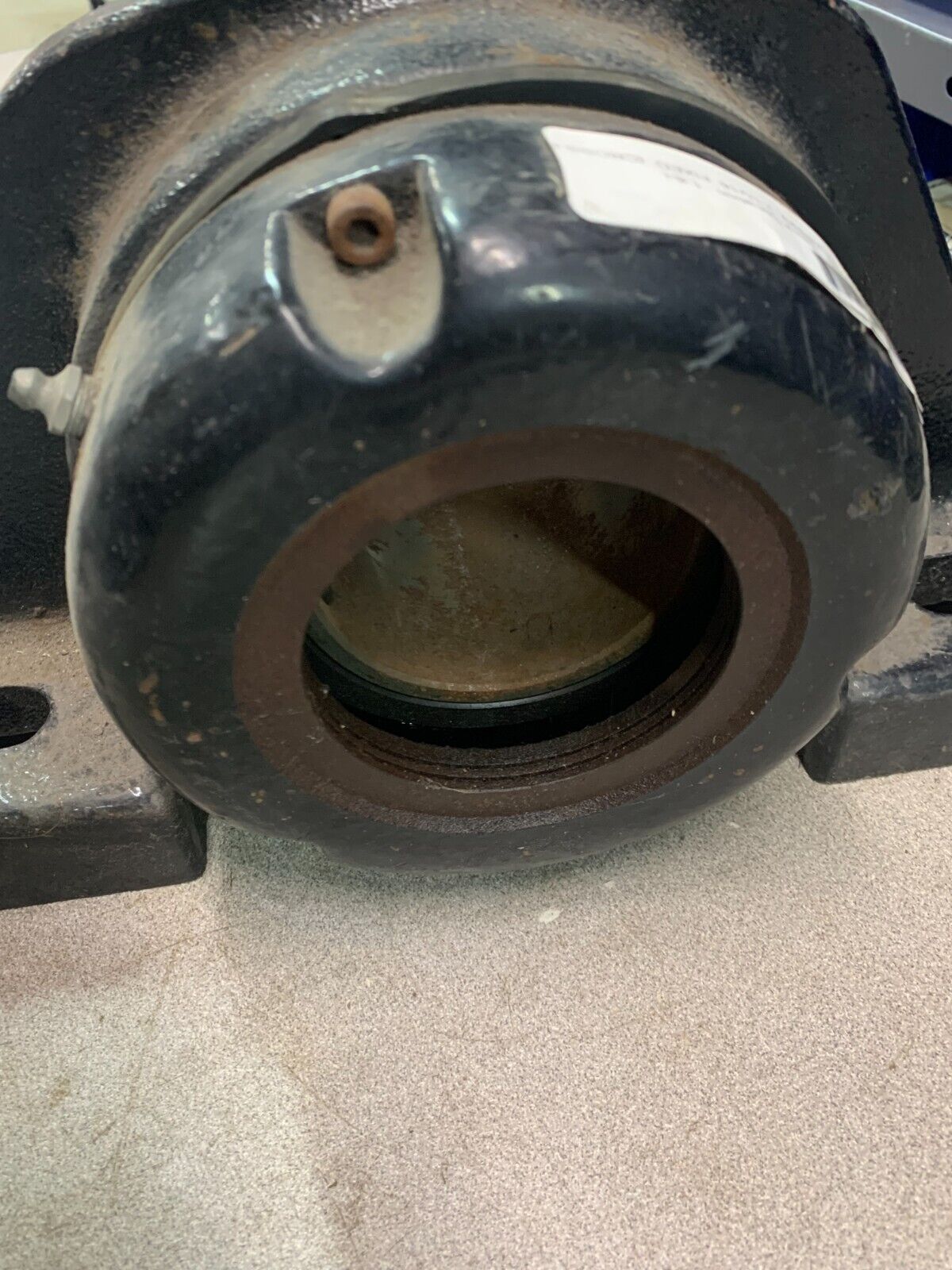 NEW NO BOX REXNORD PILLOW BLOCK BEARING 2-15/16 BORE AMP-5215F