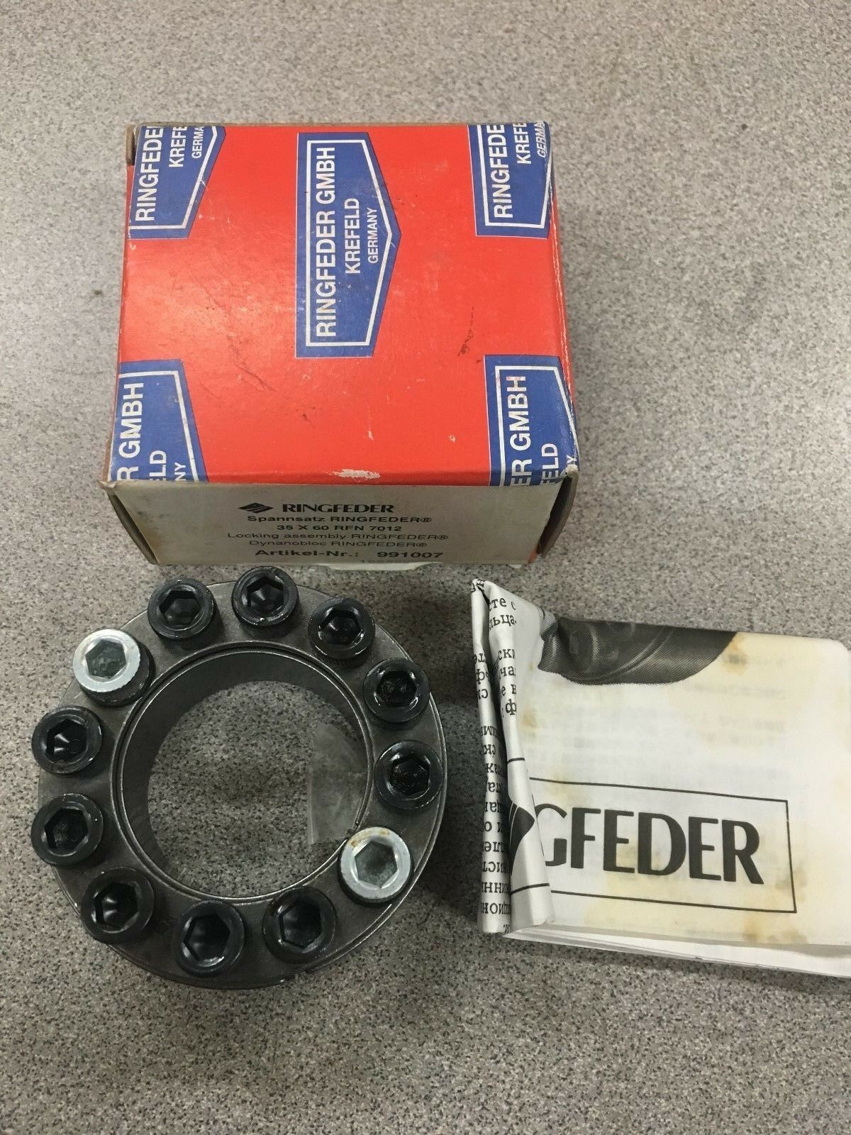 NEW IN BOX RINGFEDER 35 X 60 RFN 7012 KEYLESS SHAFT LOCKING ASSEMBLY 991007