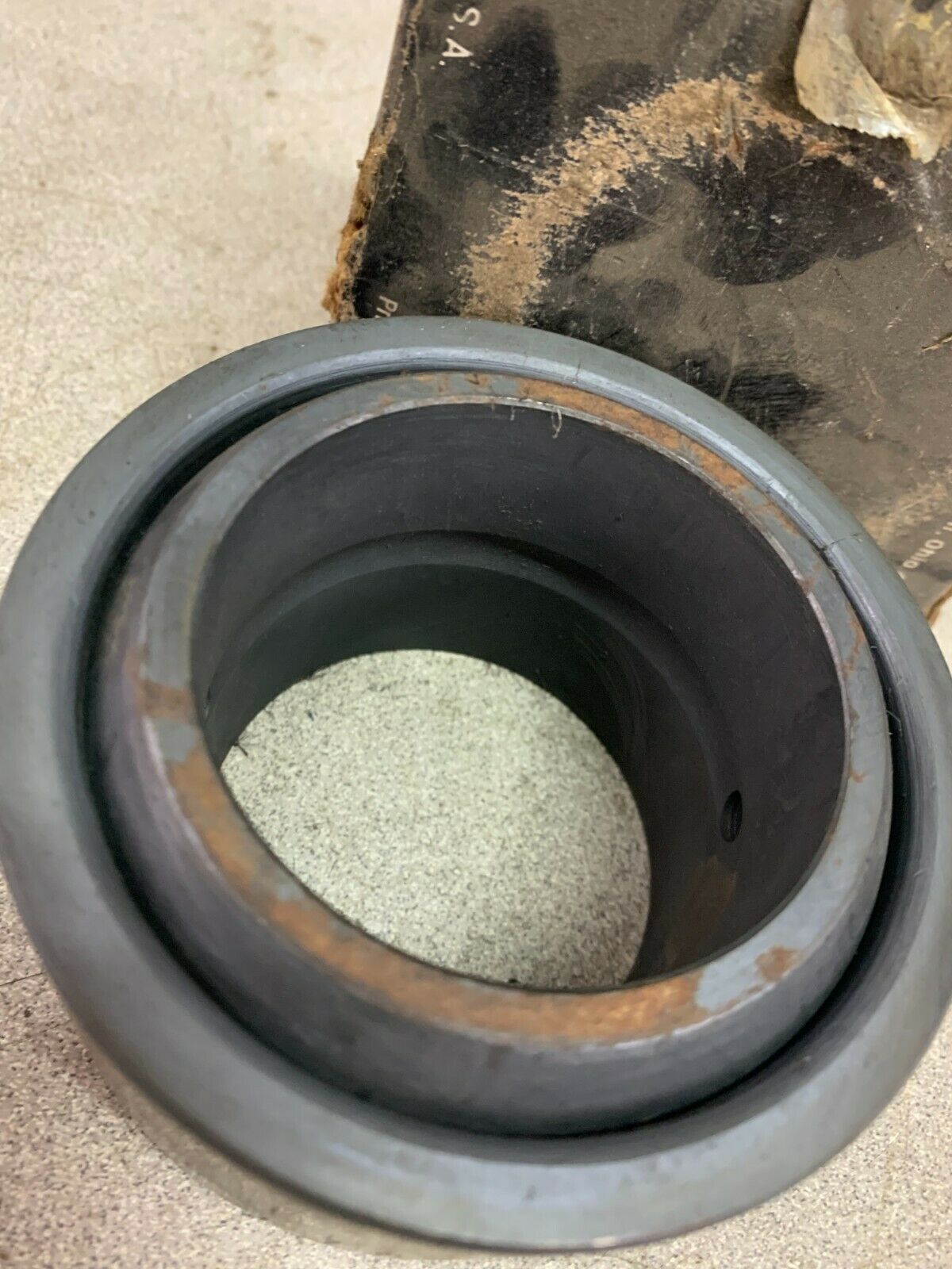 NEW GM TEREX 9229428 PLAIN LEEVE BEARING 1-9229428