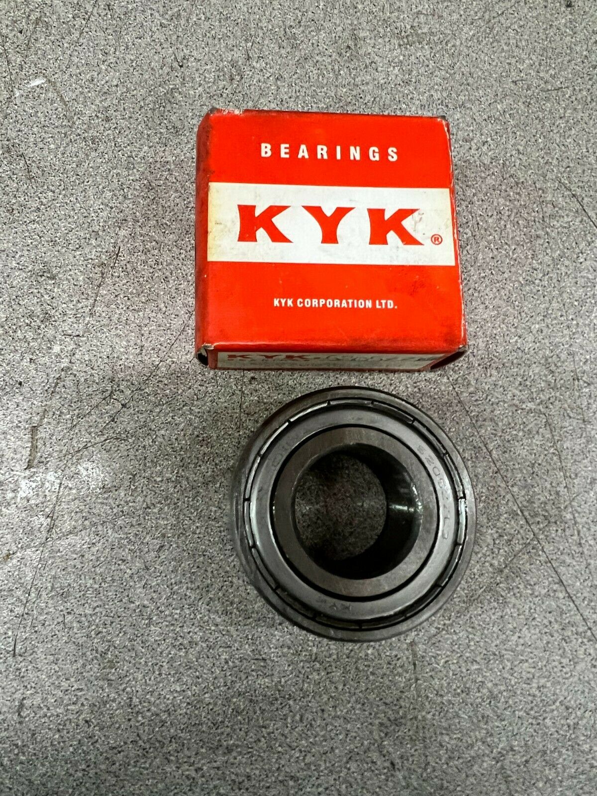 NEW IN BOX KYK 5205 ZZC3 SRI-2 BALL BEARING 5205 ZZC3
