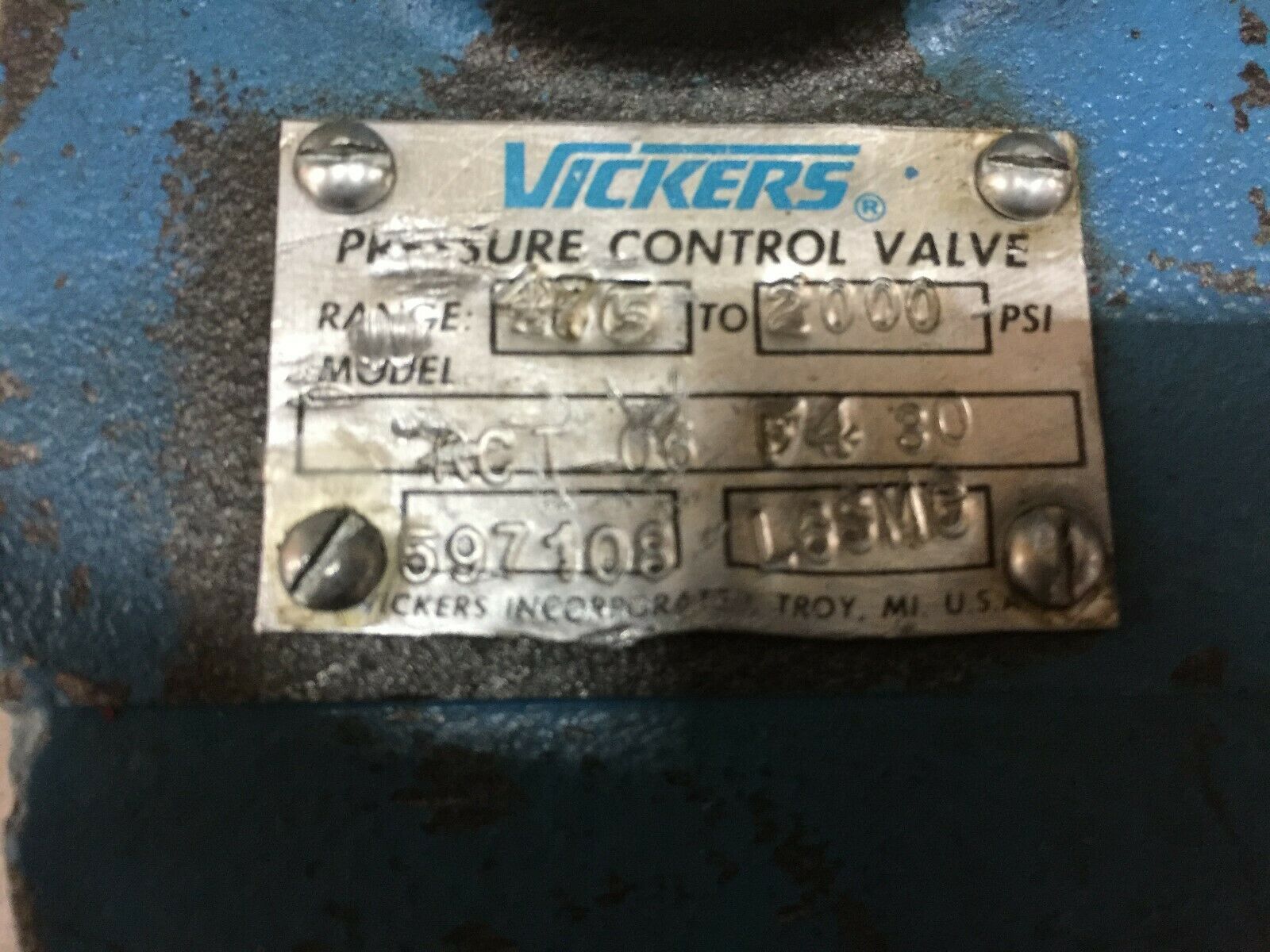 NEW NO BOX VICKERS 475-2000PSI PRESSURE CONTROL VALVE RCT 06 54 30