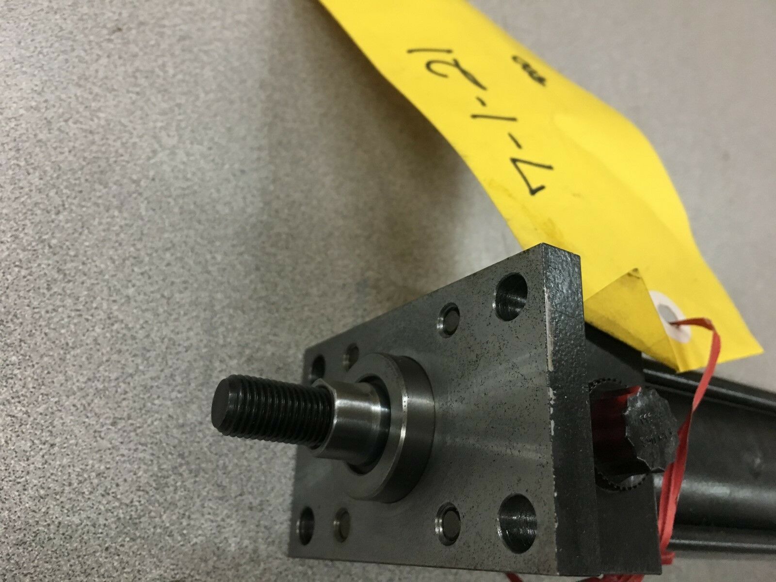 NEW NO BOX EATON HYDRO-LINE CYLINDER HR5F-1.5X7-B-0.63-2-N-N-N-2-2