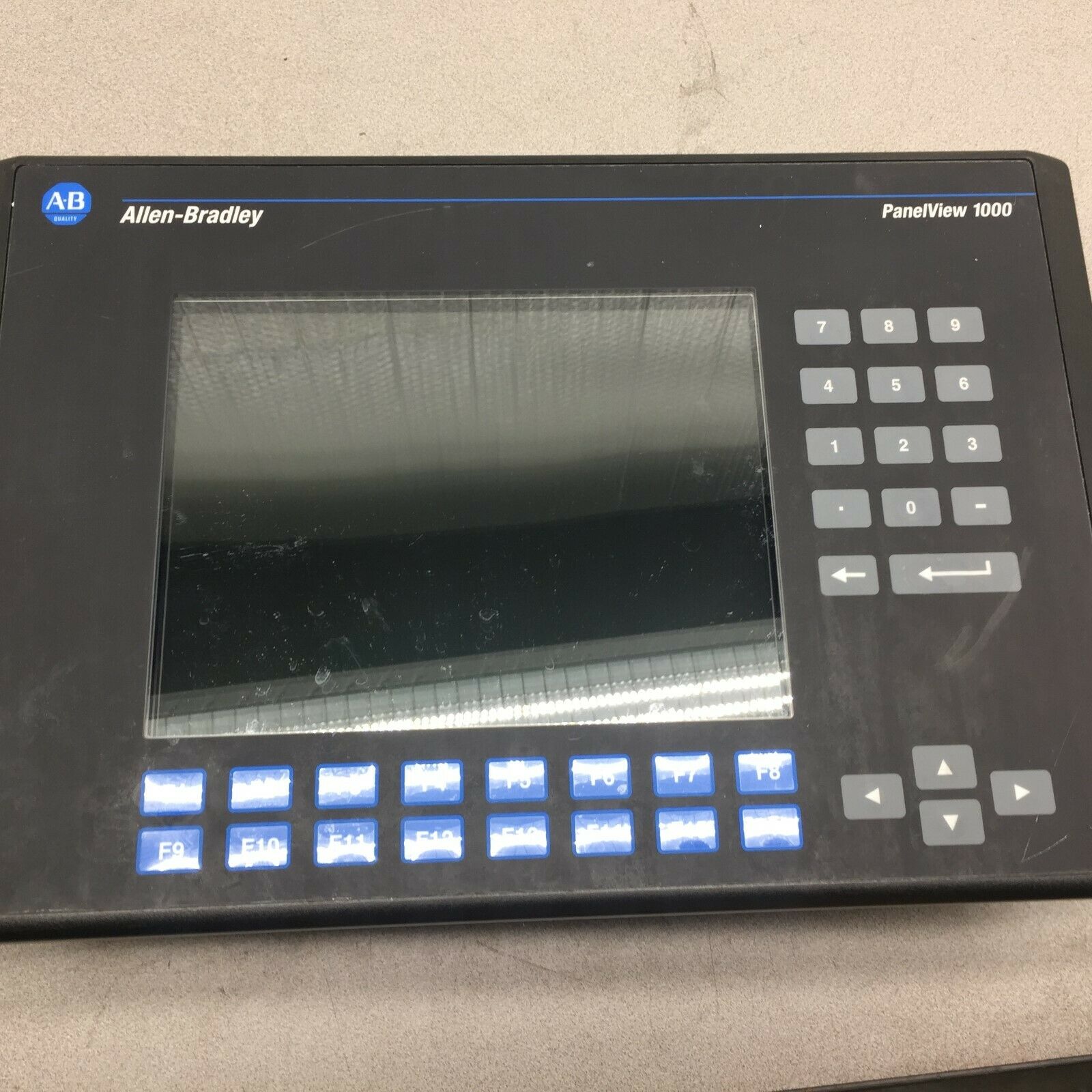 USED ALLEN BRADLEY PANELVIEW 1000 100-240 VAC 2711-K10C15X SER F