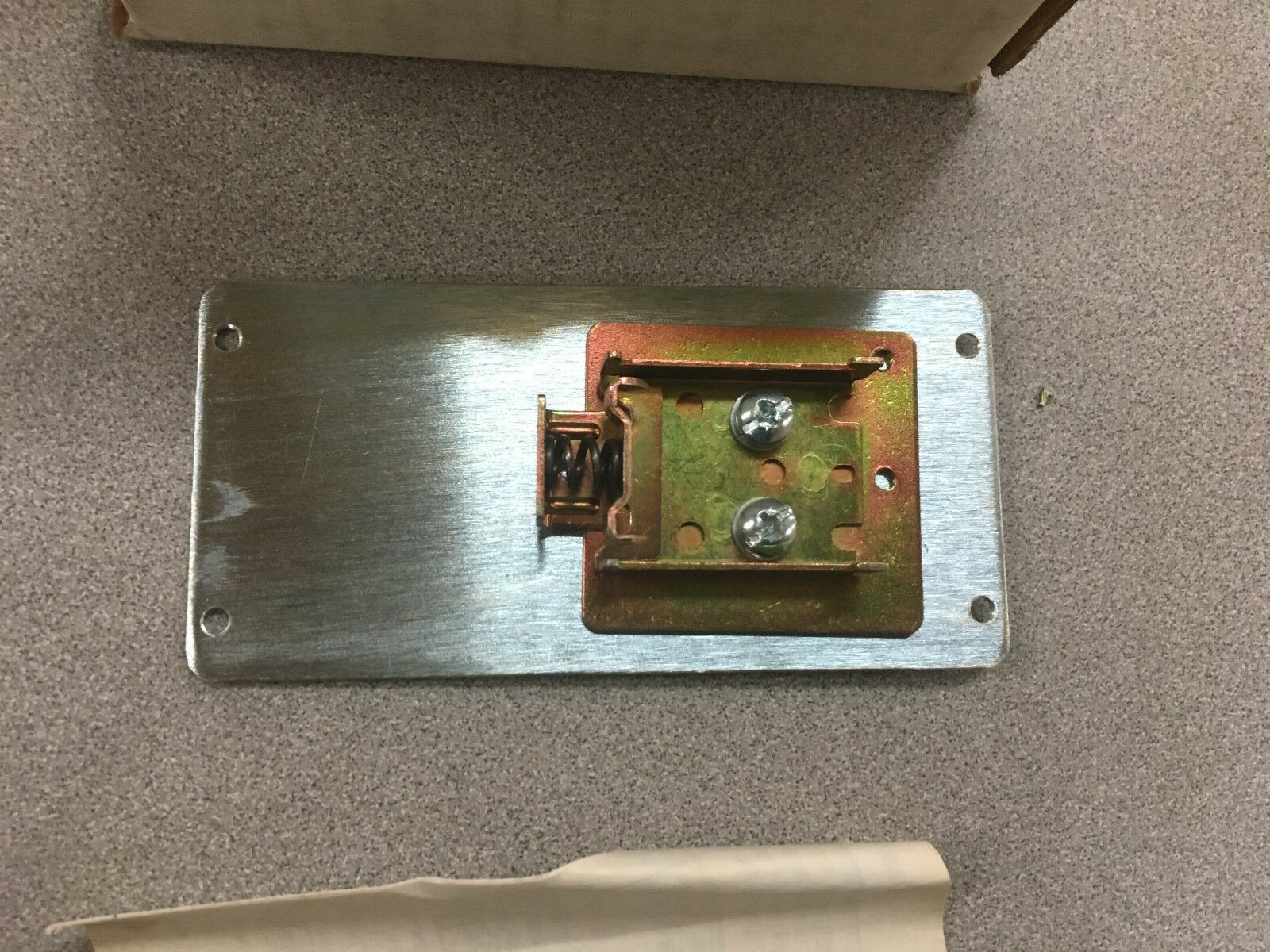 NEW IN BOX WESTINGHOUSE SZ 1/2 ADAPTER KIT 35 MM DIN RAIL WDIN STYLE 1A96677G01