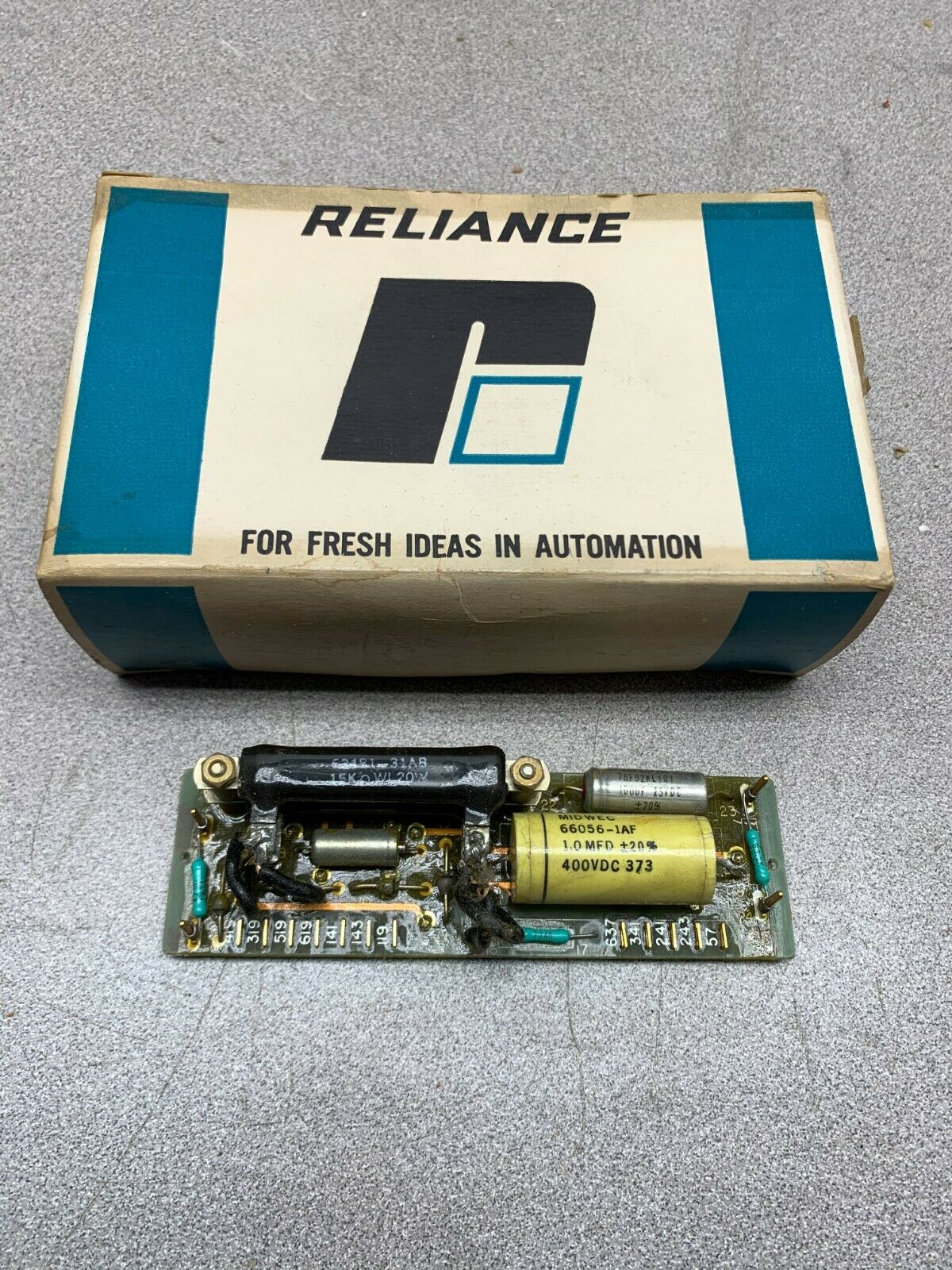 NEW IN BOX RELIANCE ELECTRIC REGULATOR BOARD 0-52013