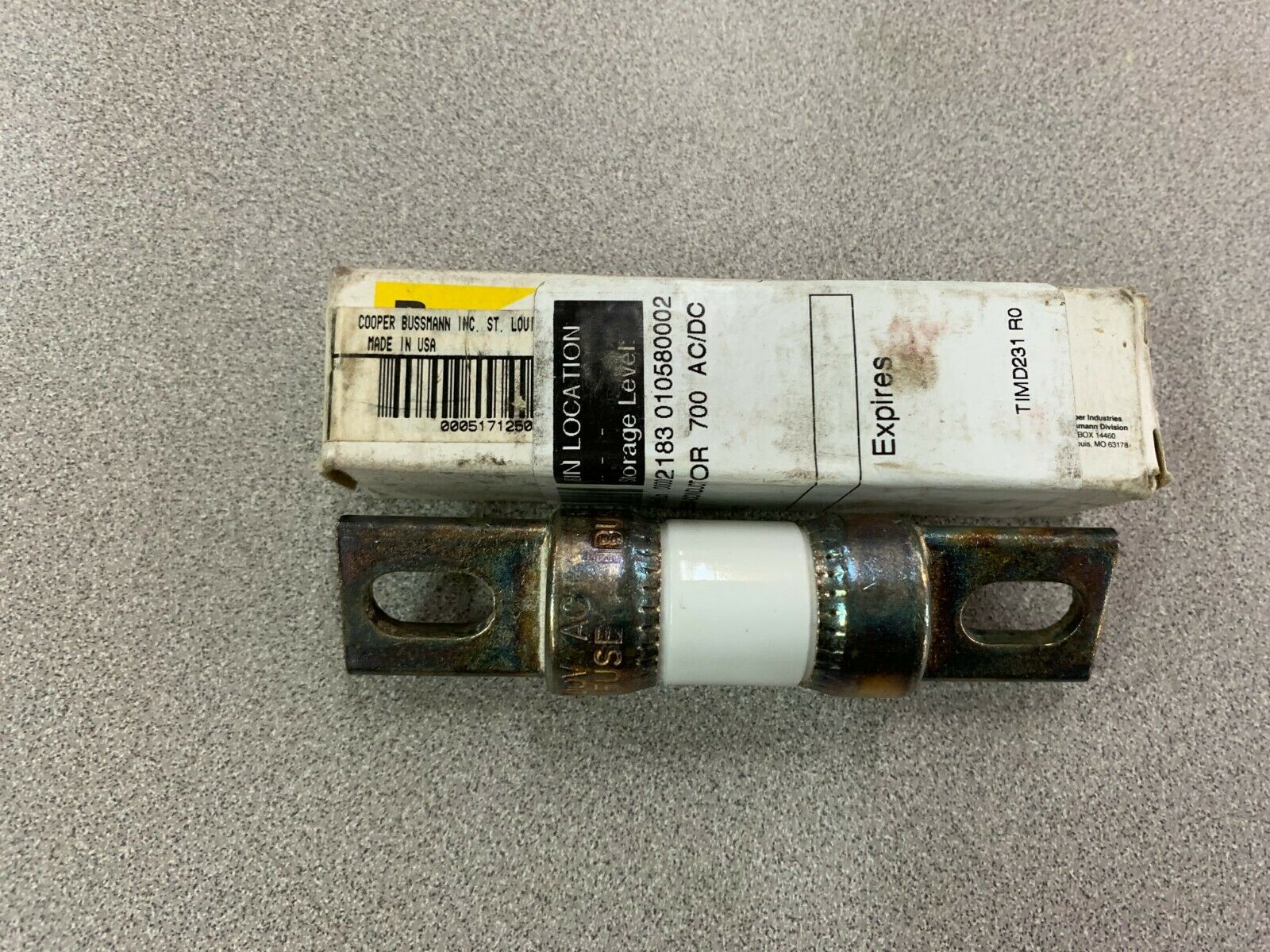 NEW IN BOX BUSSMAN FUSE FWP-100