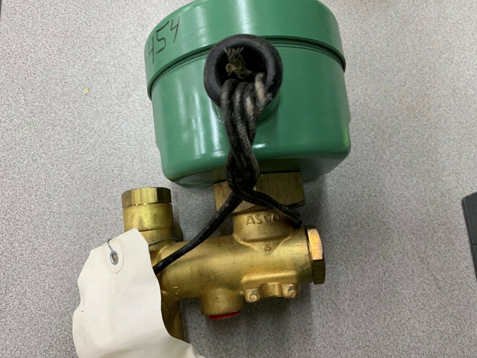 NEW NO BOX ASCO VALVE 212-6311F