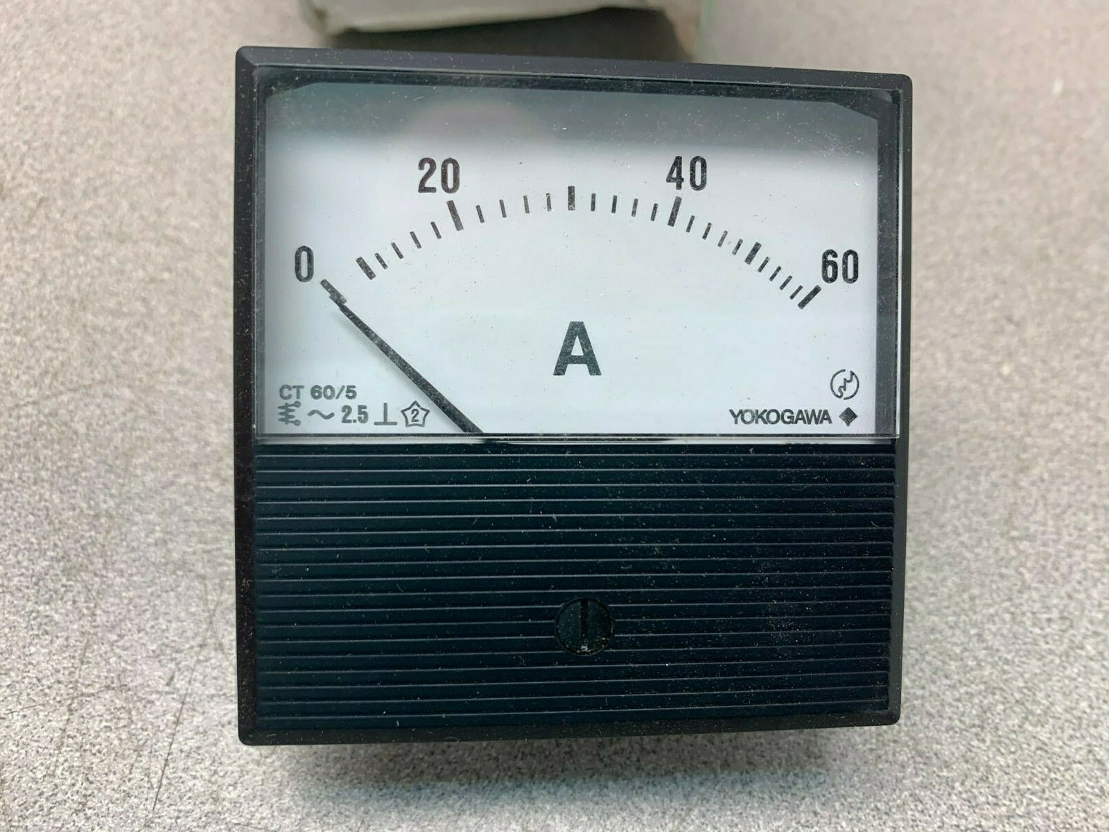 NEW IN BOX YOKOGAWA PANEL METER 2094A37 A42-N-L-BL