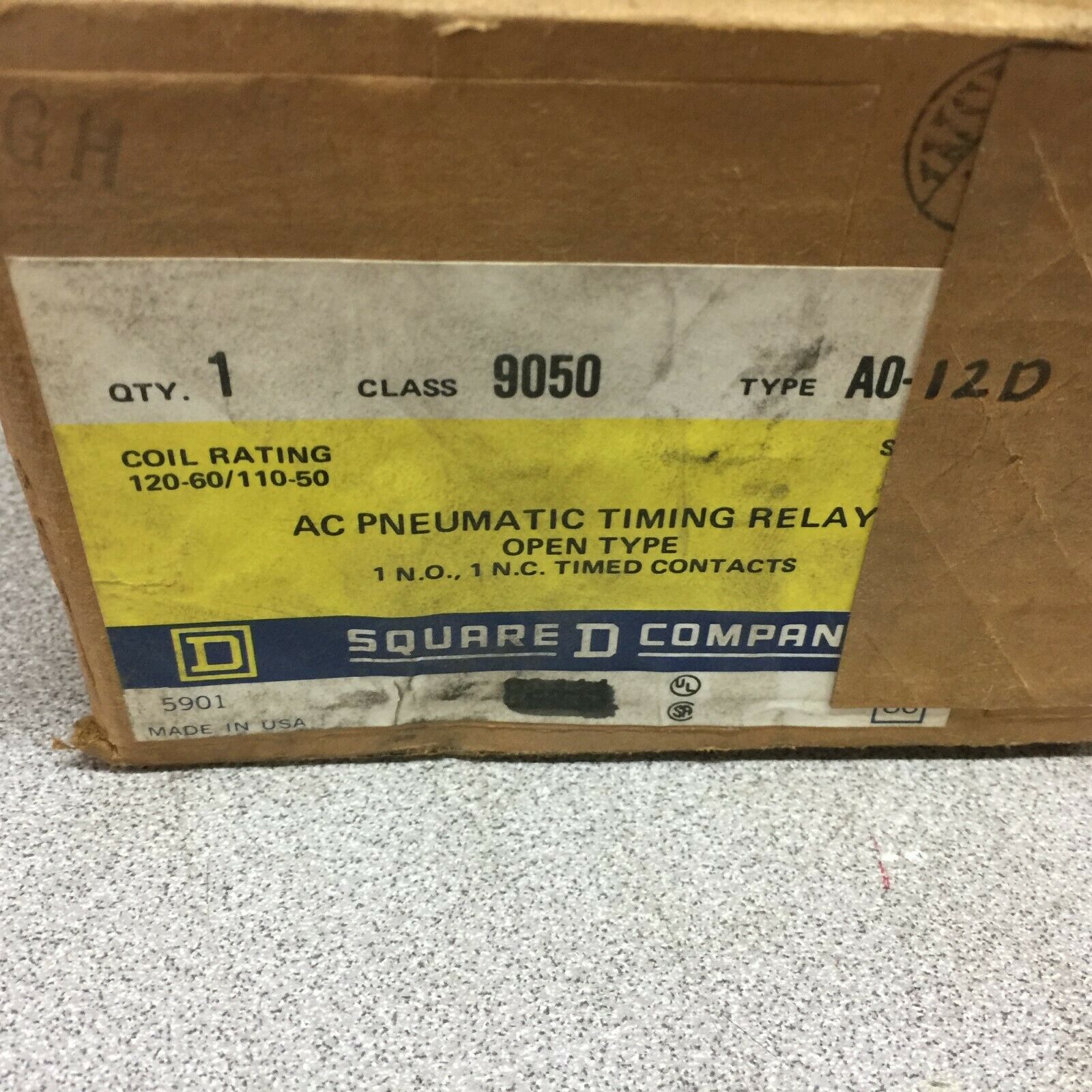 NEW IN BOX SQUARE D 120 VAC COIL AC PNEUMATIC TIMING RELAY 9050 A0-12D