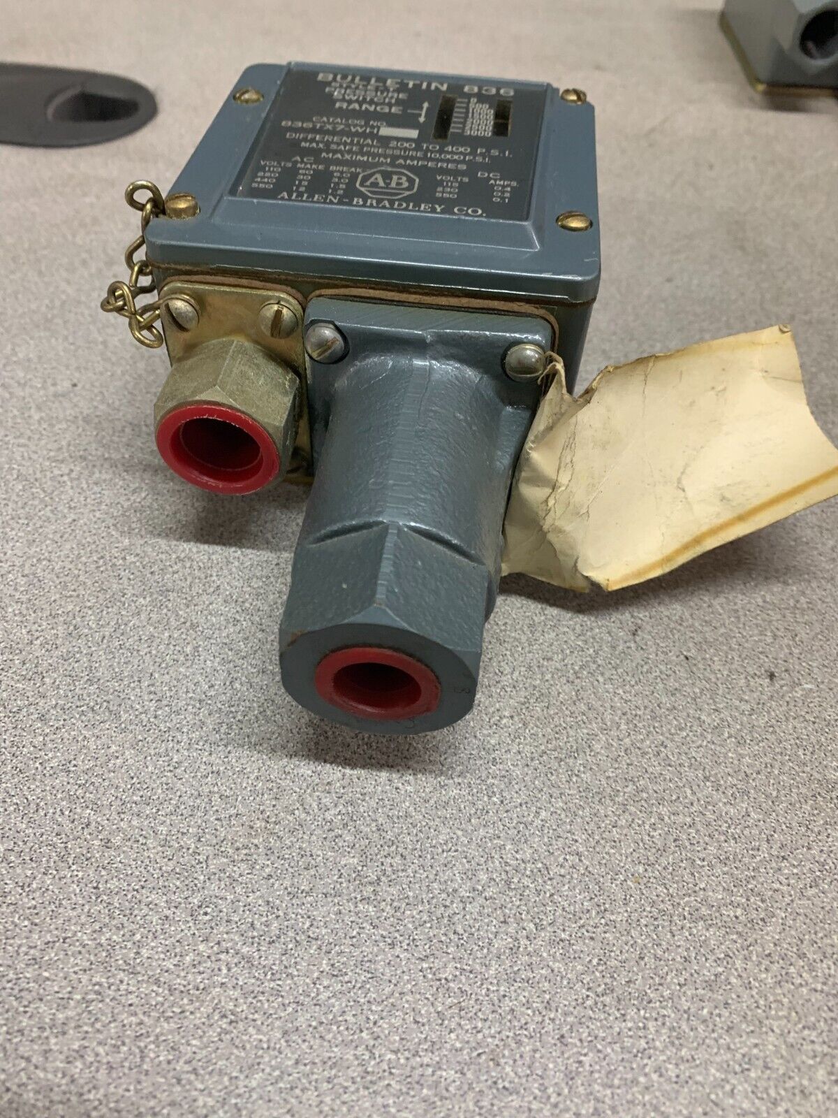 NEW NO BOX ALLEN-BRADLEY PRESSURE SWITCH 836TX7-WH