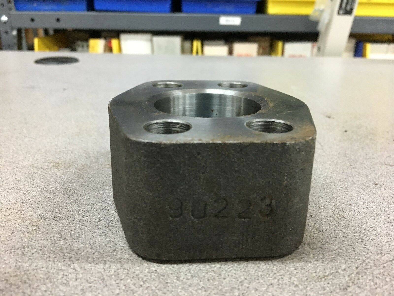 NEW NO BOX ANCHOR FLANGE 90223