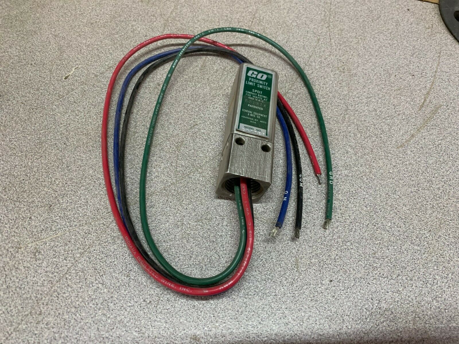 NEW NO BOX GO SWITCH PROXIMITY LIMIT SWITCH 147820