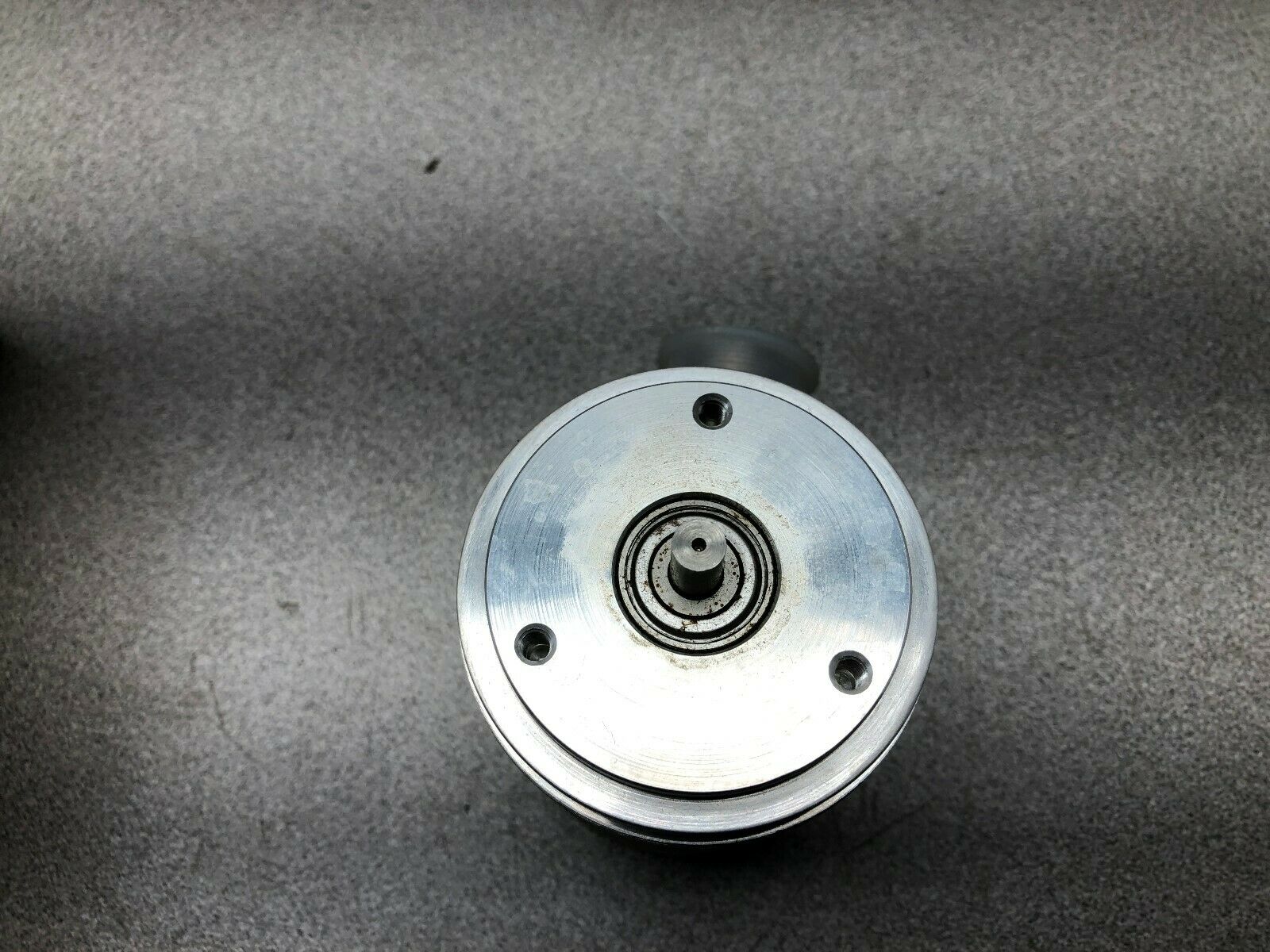 NEW IN BOX SIEMENS 1024 PPR 6MM SHAFT INCREMENTAL ENCODER 6FX2001-2EB02