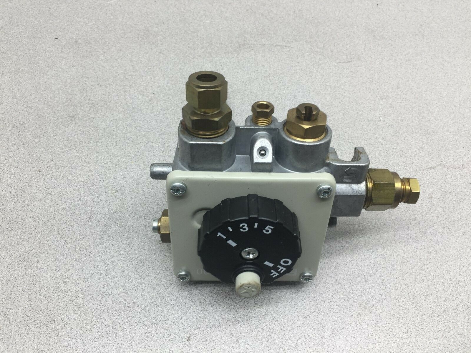 NEW NO BOX BM 40-70DEG C CONTROLER BM780