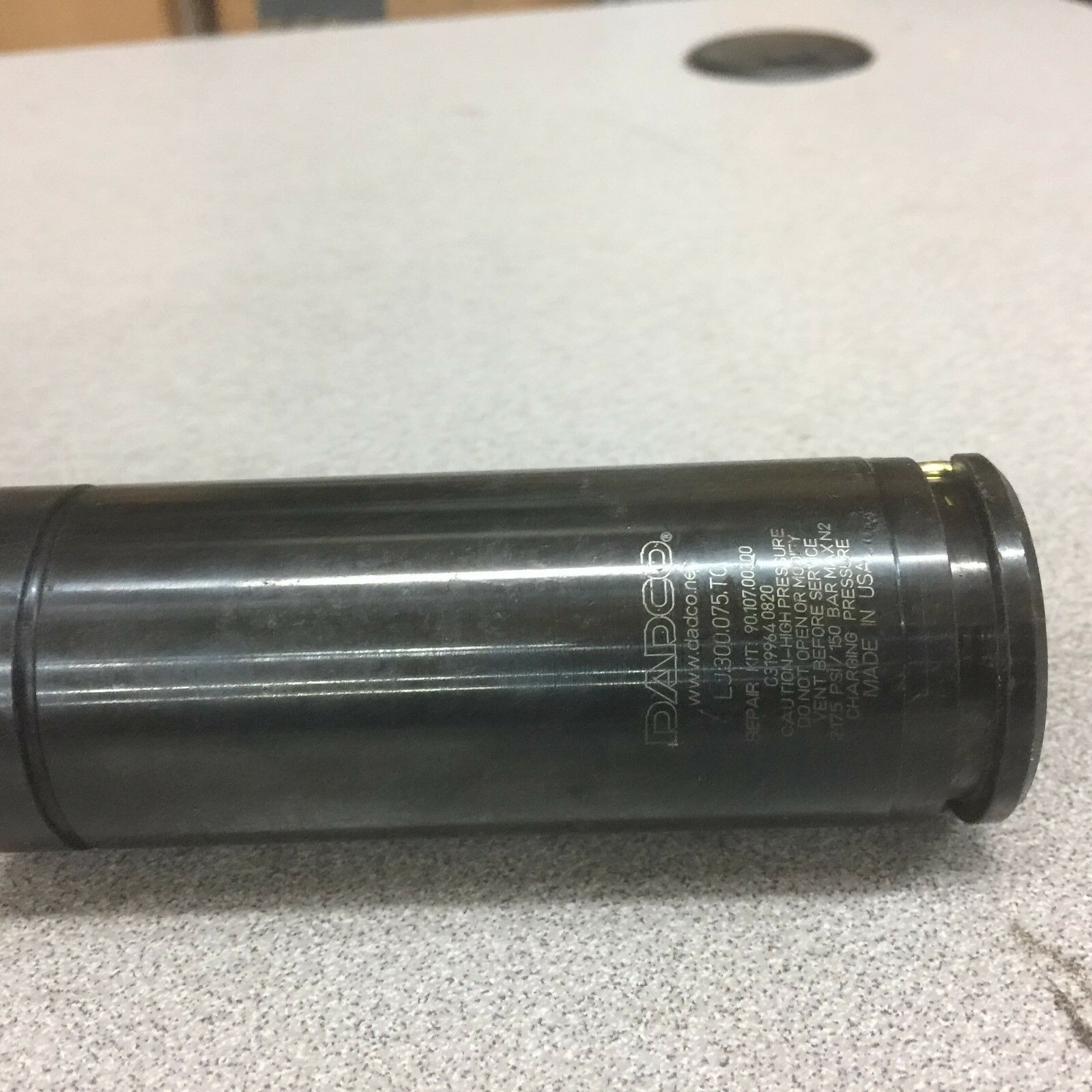 NEW NO BOX DADCO NITROGEN GAS SPRING LJ300,075,T0