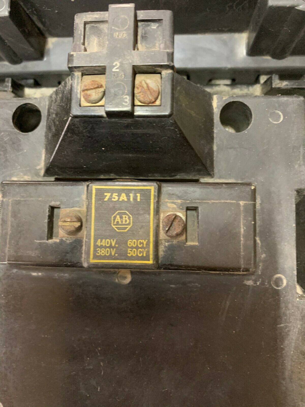 NEW NO BOX ALLEN-BRADLEY SIZE 5 STARTER WITH 380-440V. COIL 709-FOD103 SERIES K