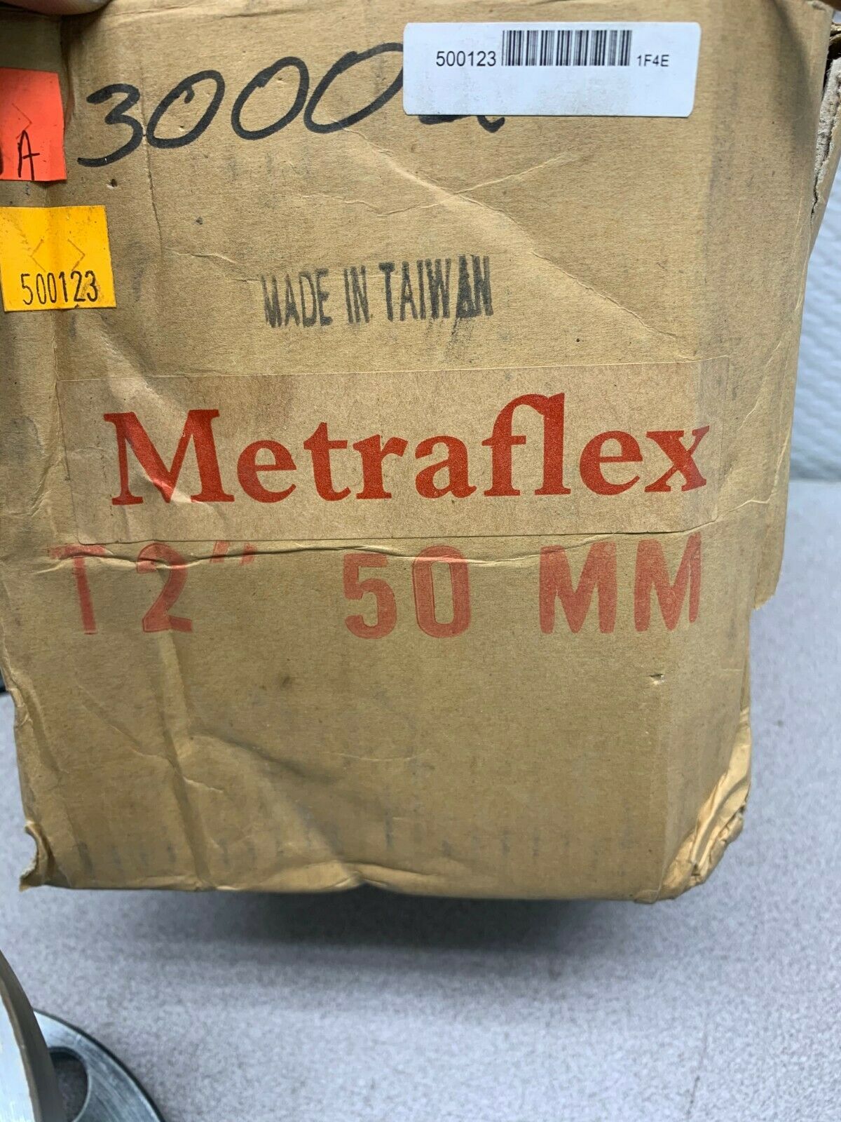 NEW IN BOX METRAFLEX T2" NEOPRENE EXPANSION JOINT 50MM