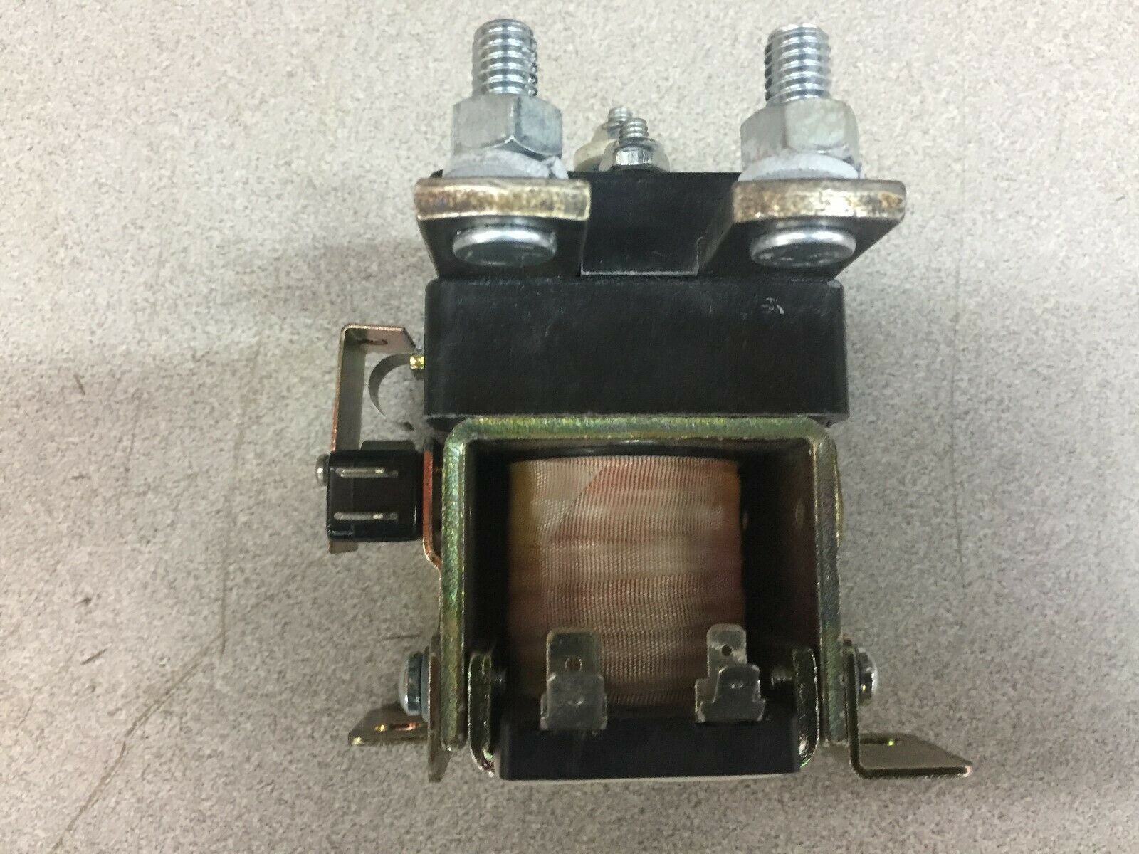 NEW NO BOX CONTACT INDUSTRIES 300AMP 24V COIL 1POLE CONTACTOR CT300A24D9S