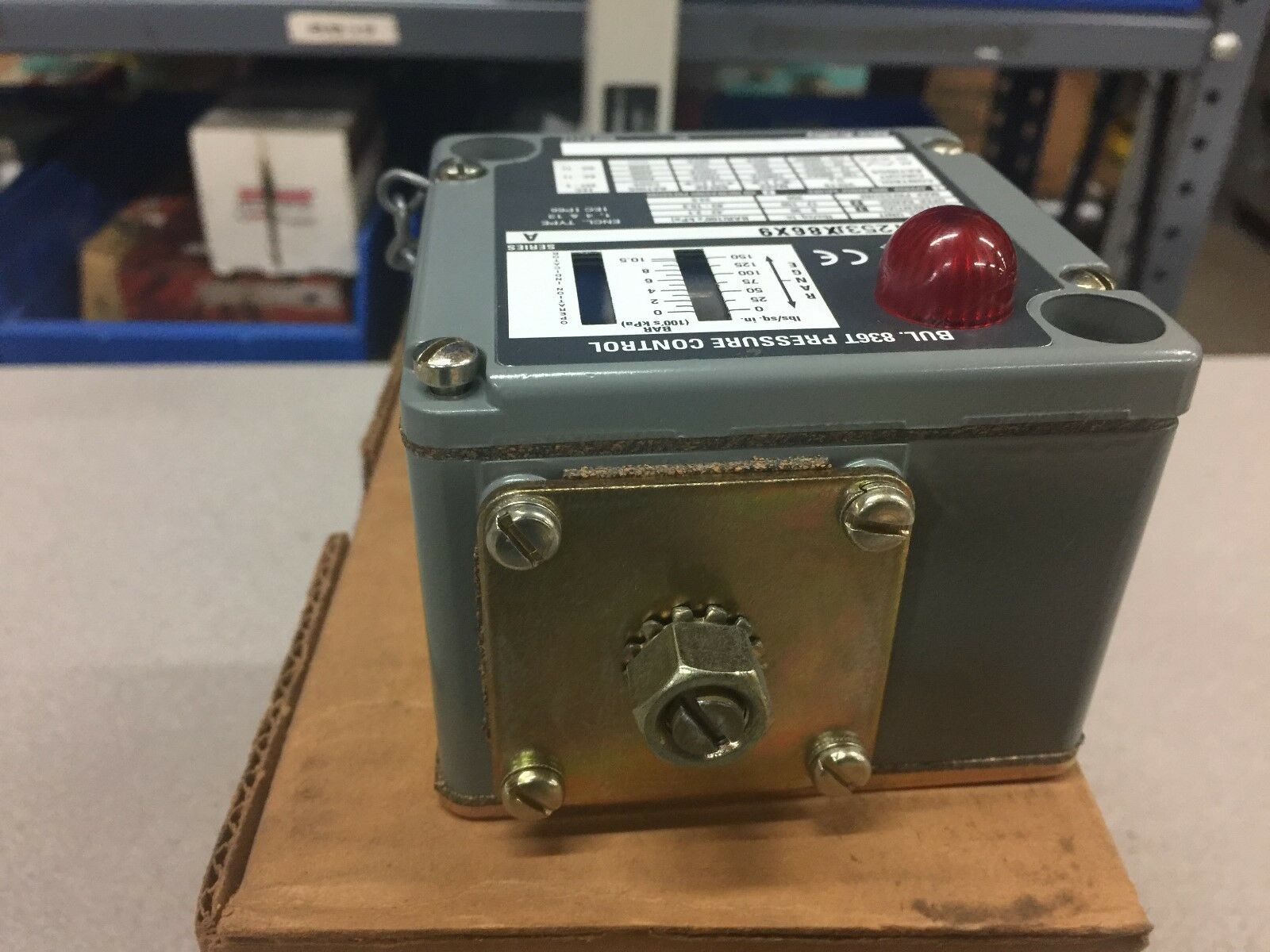 NEW IN BOX ALLEN BRADLEY PRESSURE CONTROL SWITCH 836T-T253JX86X9